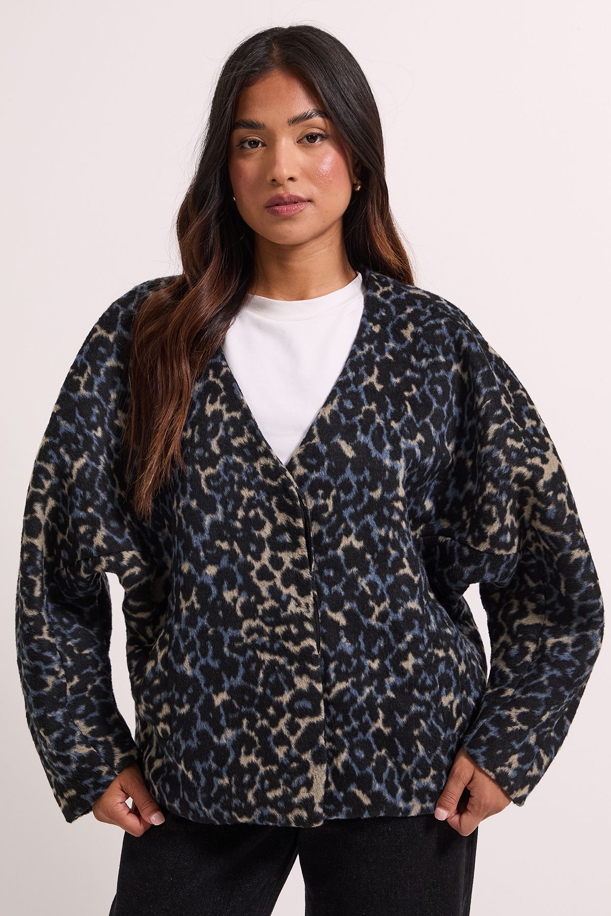 Dorothy Perkins Petite Short Collarless Animal Print Coat
