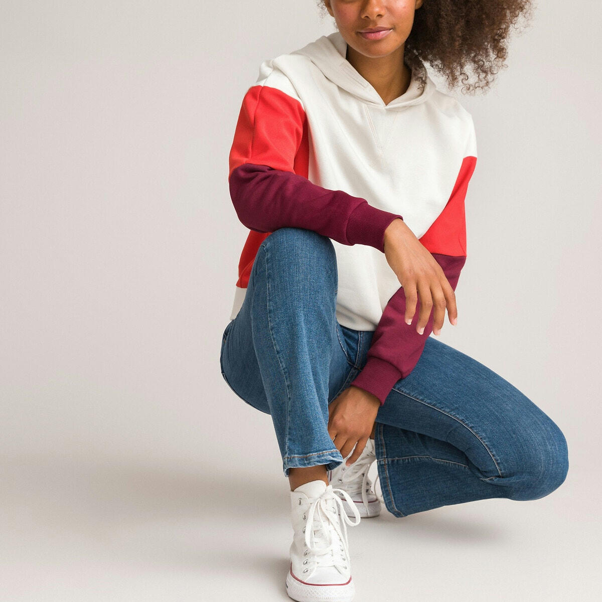 Sweat à capuche colorblock en molleton, cropped