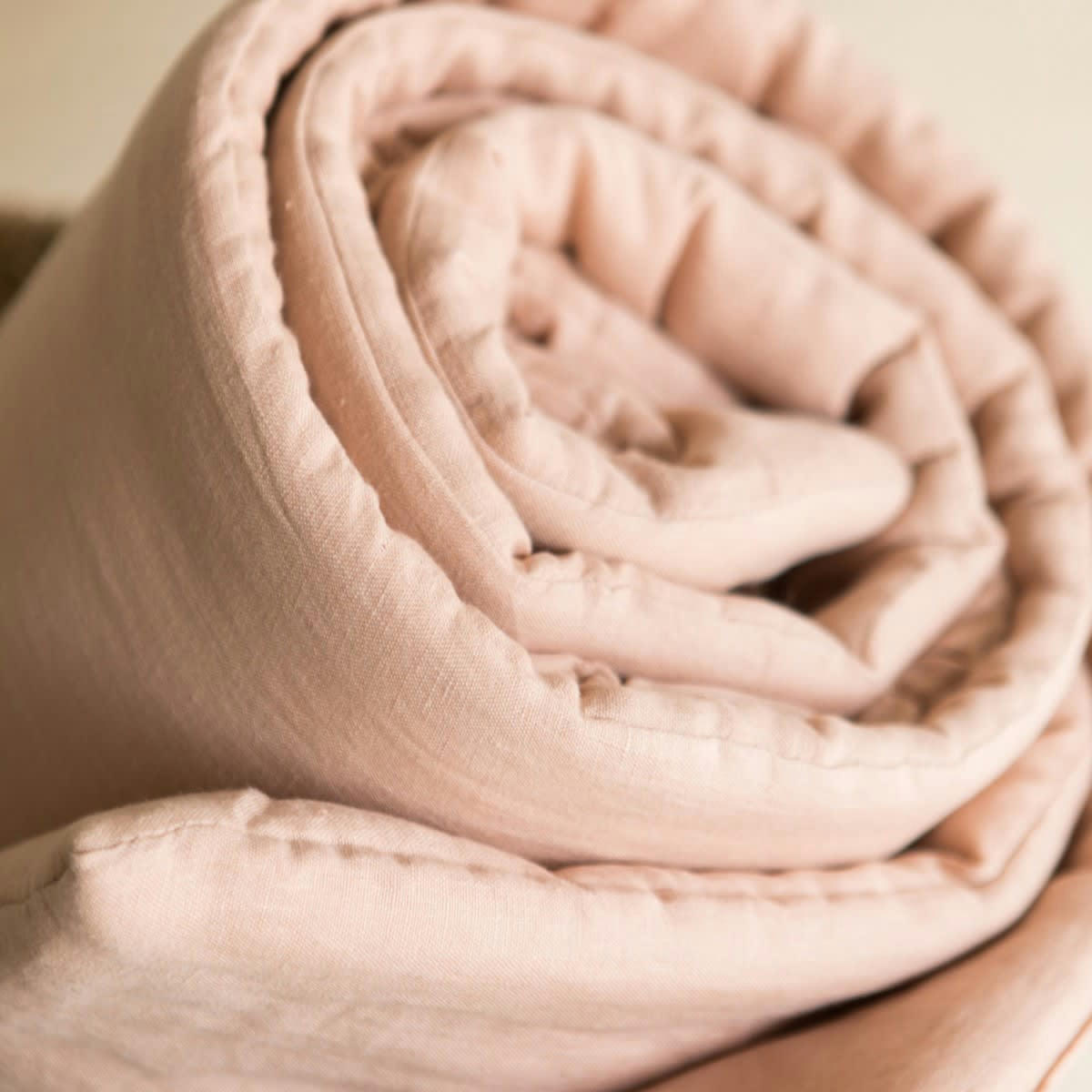 LES ESSENTIELS - Edredon en lin lavé rose 90x190