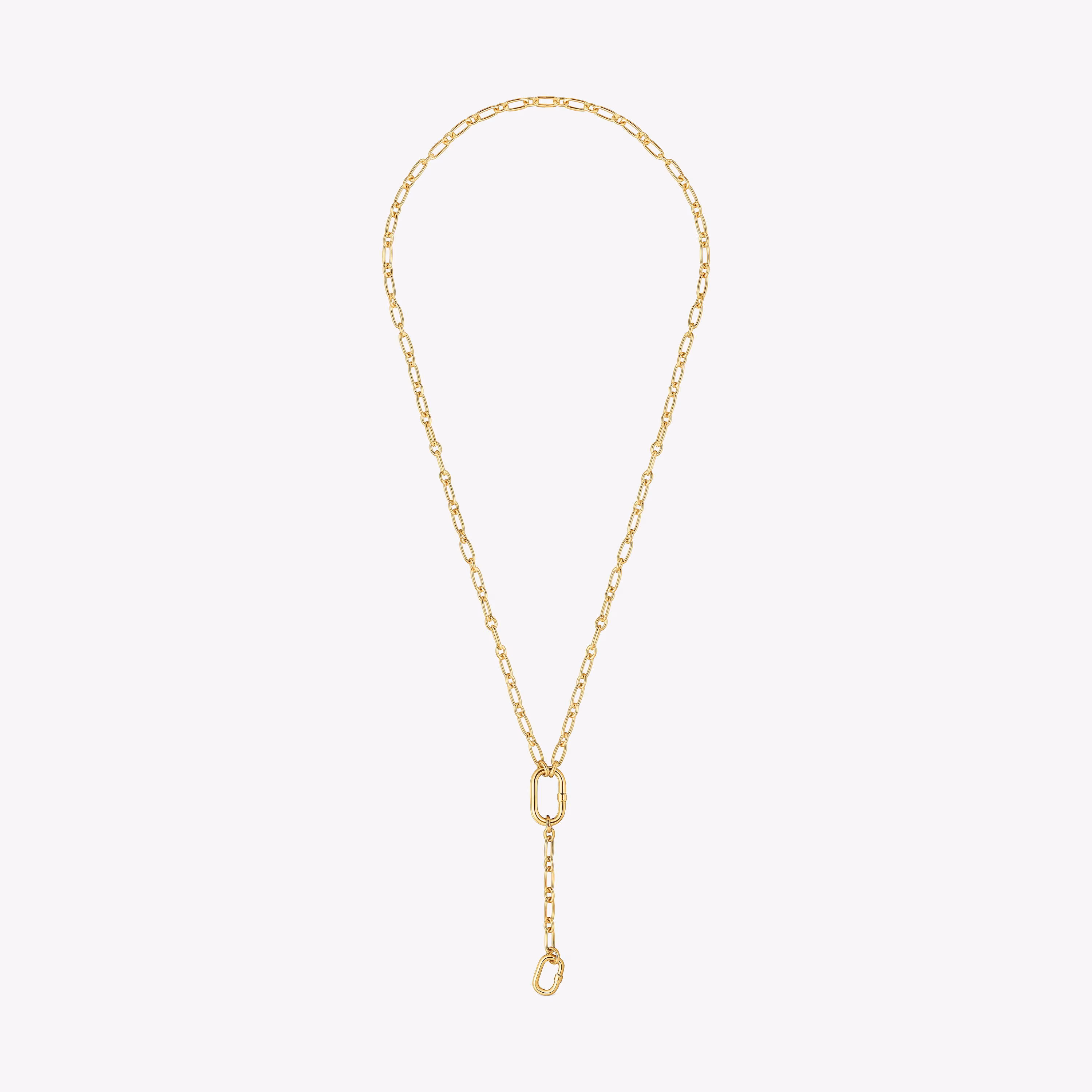 Collar mediano con baño de oro 18 kt sobre plata con detalle colgante y anilla Hold Oval