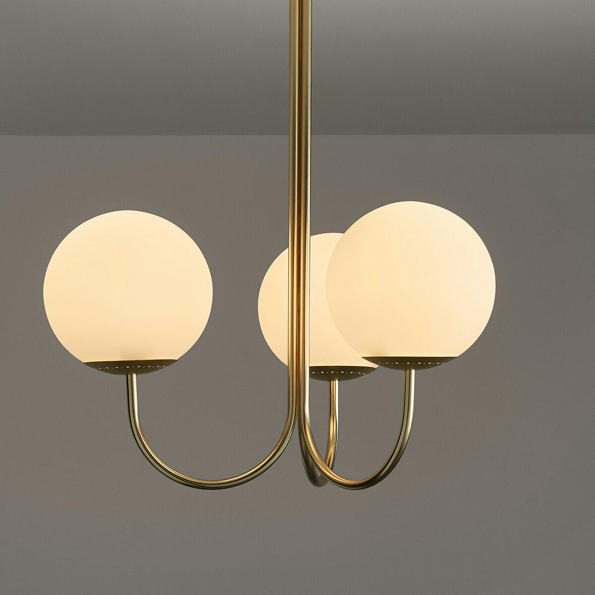 Suspension laiton et verre opaline, Moricio