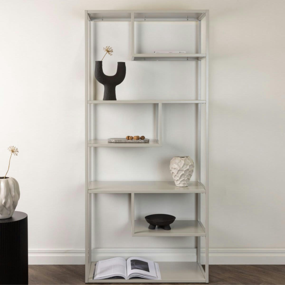 MILLI - Étagère design moderne en métal beige