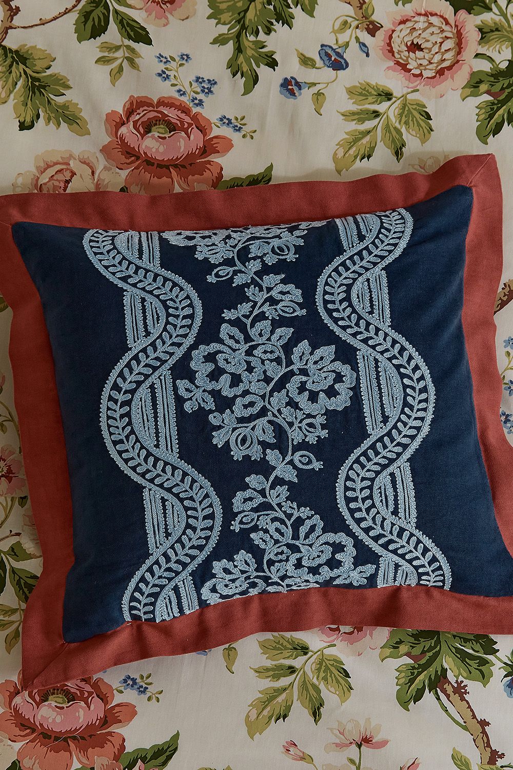 Sanderson Aubrey & Hykenham' Cotton Cushion