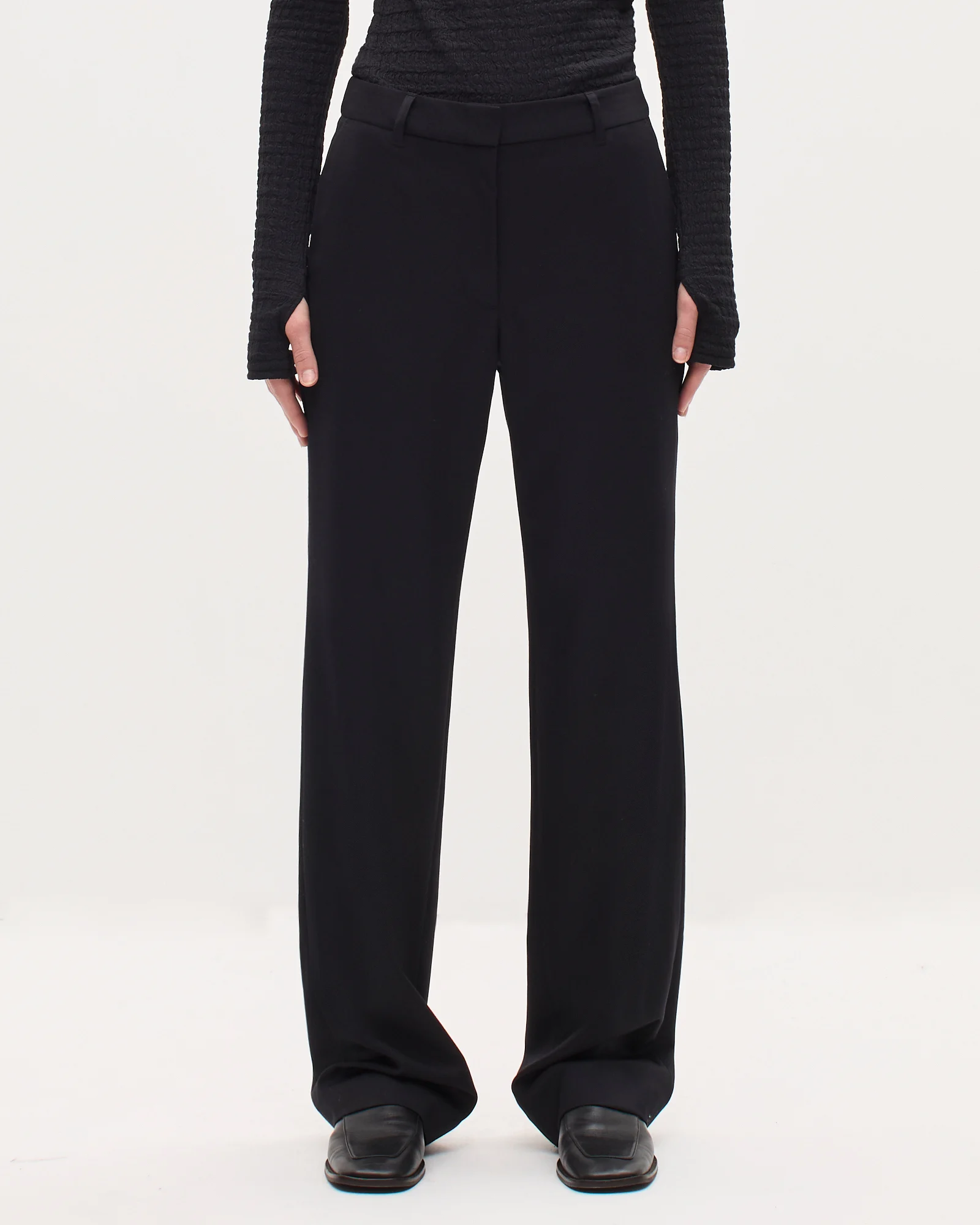 Pantalon droit en laine