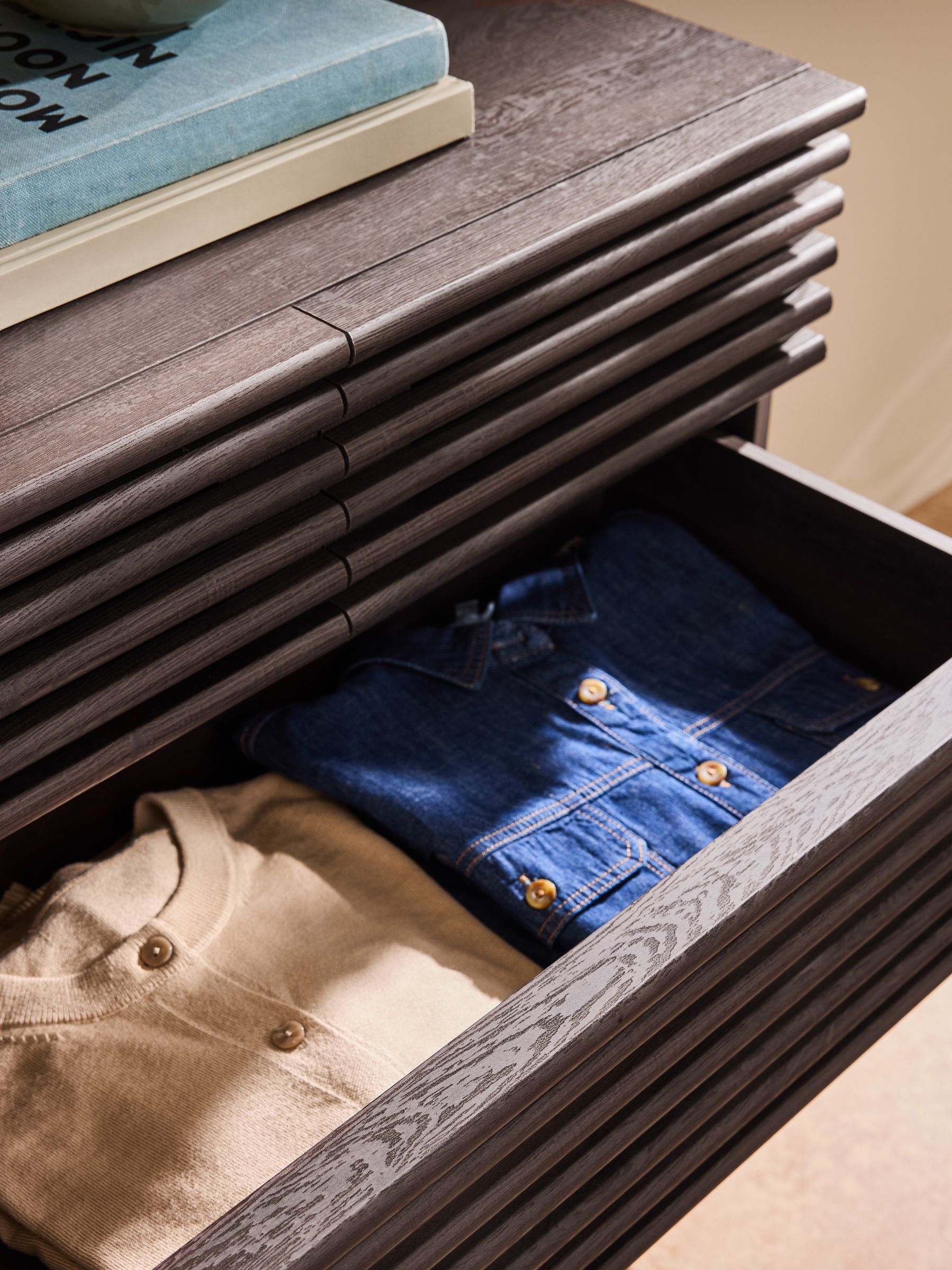 Tulma 5 Drawer Chest in Dark Wood Effect