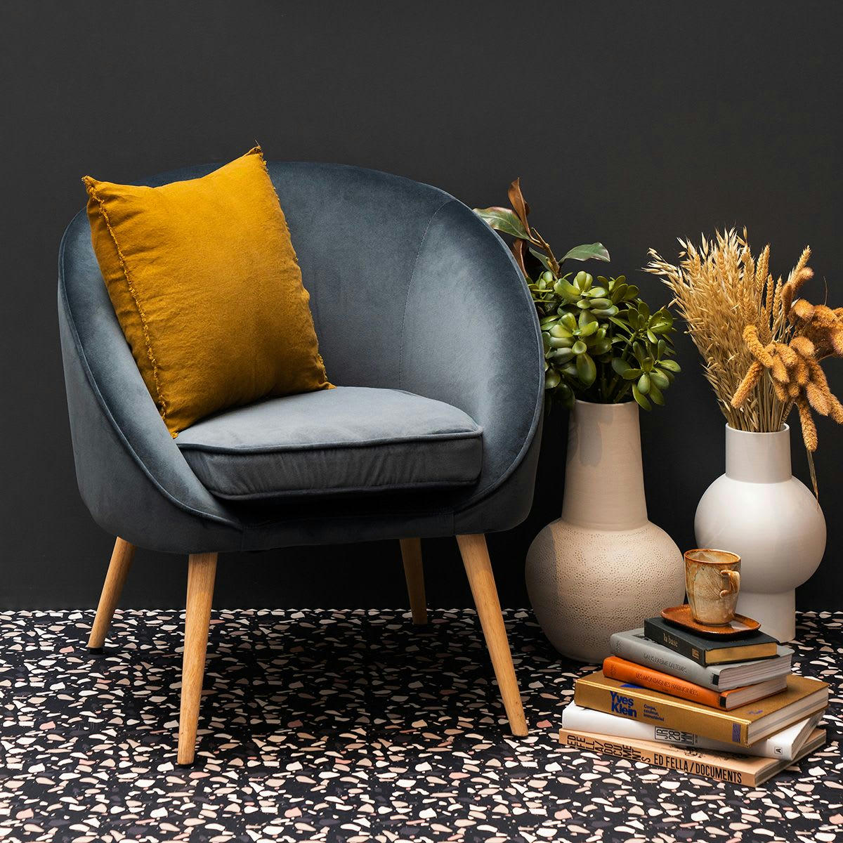 SAFIR - Fauteuil velours bleu foncé