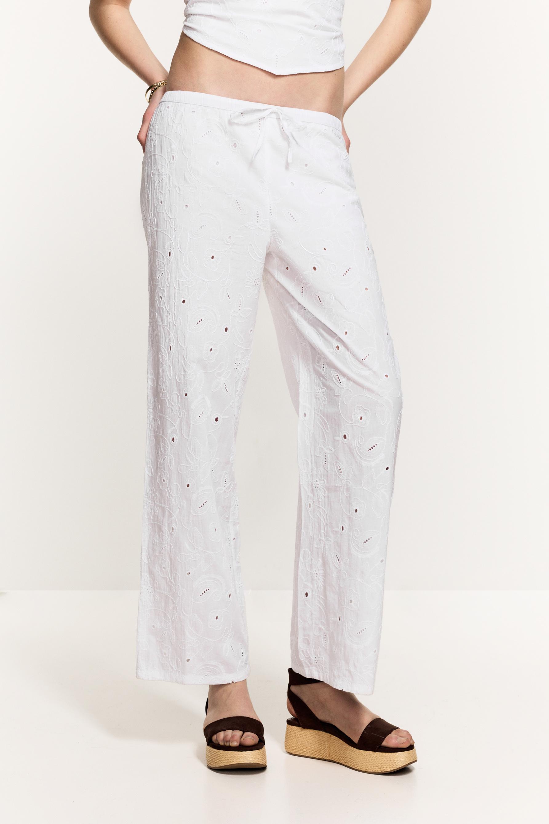 Pantalón straight bordado