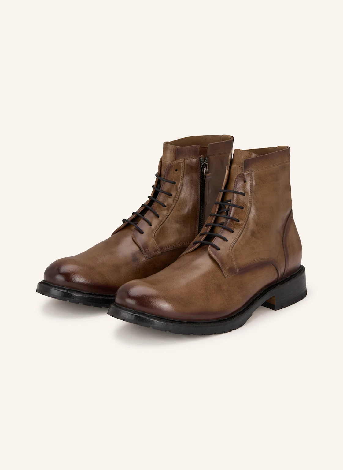 Cordwainer Schnürstiefel