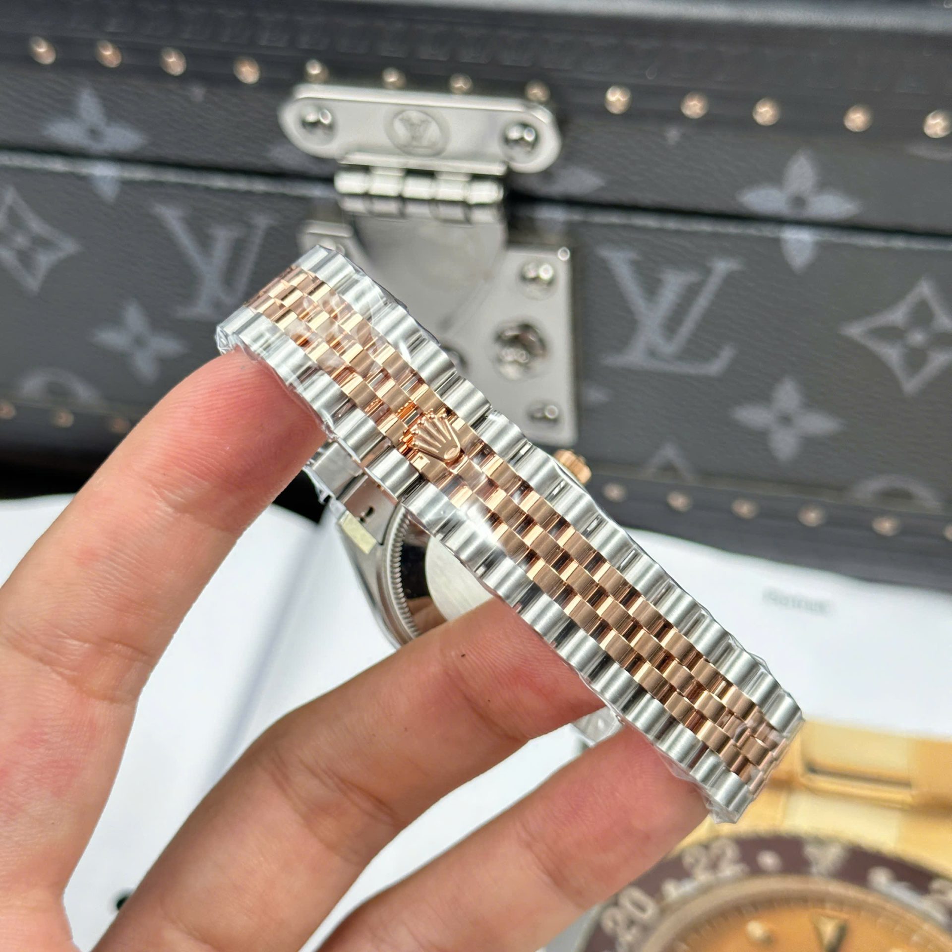 Rolex Datejust SS/RG Plated MOP Dial CZ Diamonds 31mm Jub THBF Replica