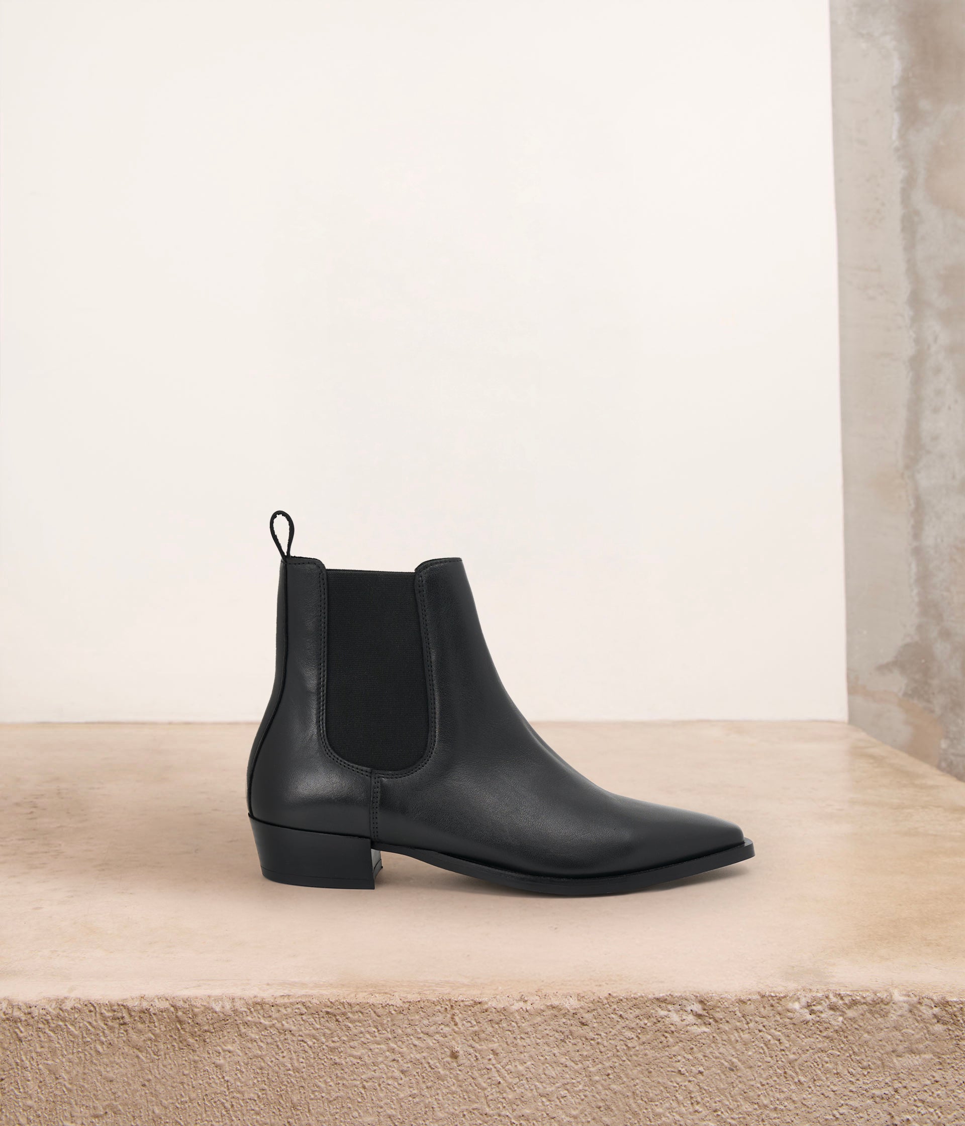 Boots en cuir noir Pongo