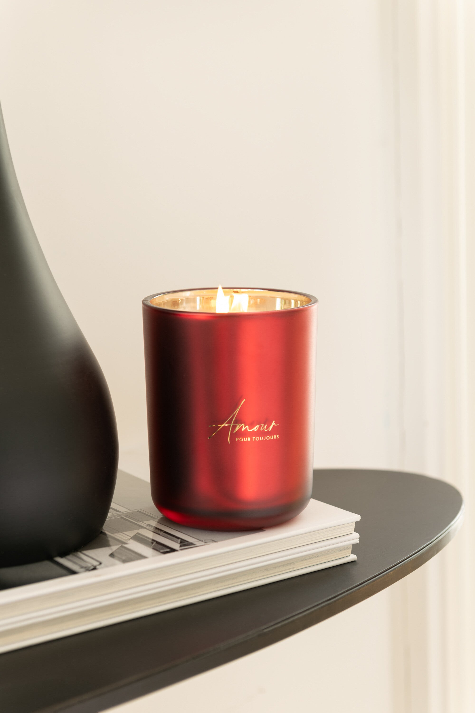 J-Line geurkaars Amour - Mimosa & Rose - glas - rood - large - 65U