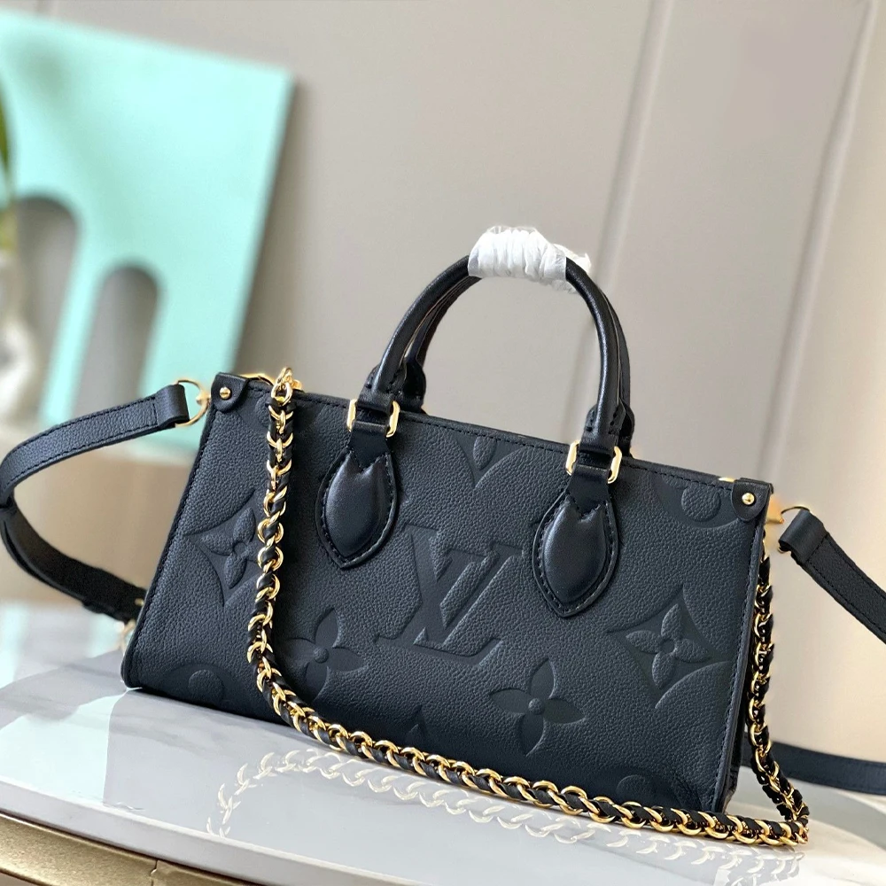 Louis Vuitton LV Onthego East West