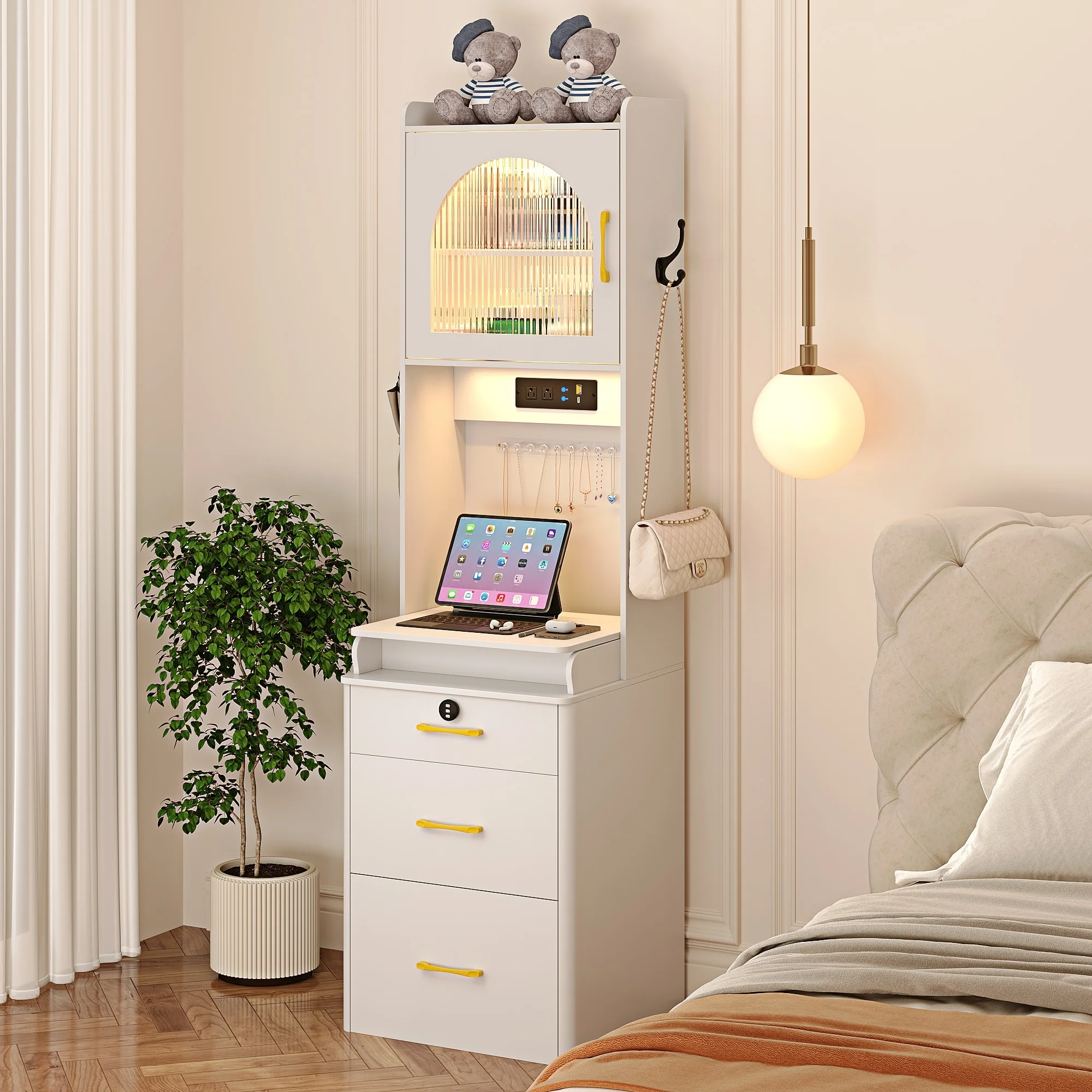 Small Makeup Vanity Table With Lights And Charging Station