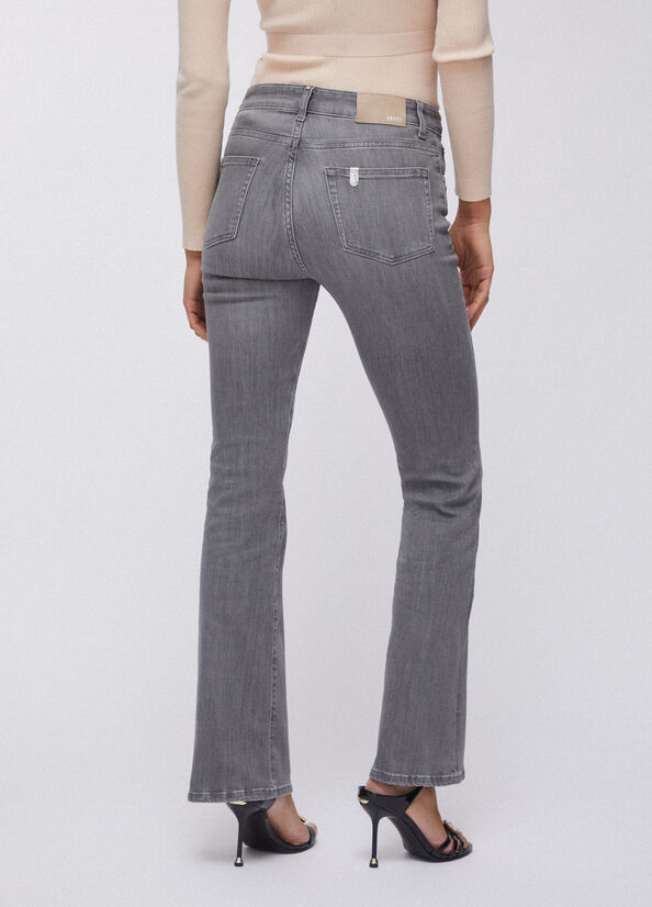 Jeans bootcut a vita alta