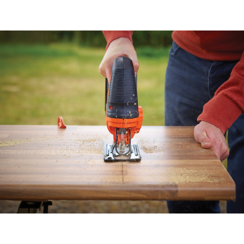 Scie sauteuse pendulaire sur batterie BDCJS18N-XJ 18 V BLACK DECKER
