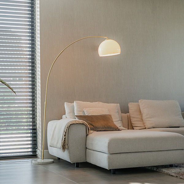 Lampe d'arc moderne en laiton avec abat-jour blanc - Arc Basic