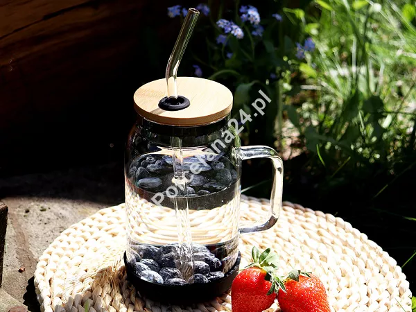 Słoik ze słomką 600 ml Vialli Design - Fuori Czarny 1K.FUO.29804