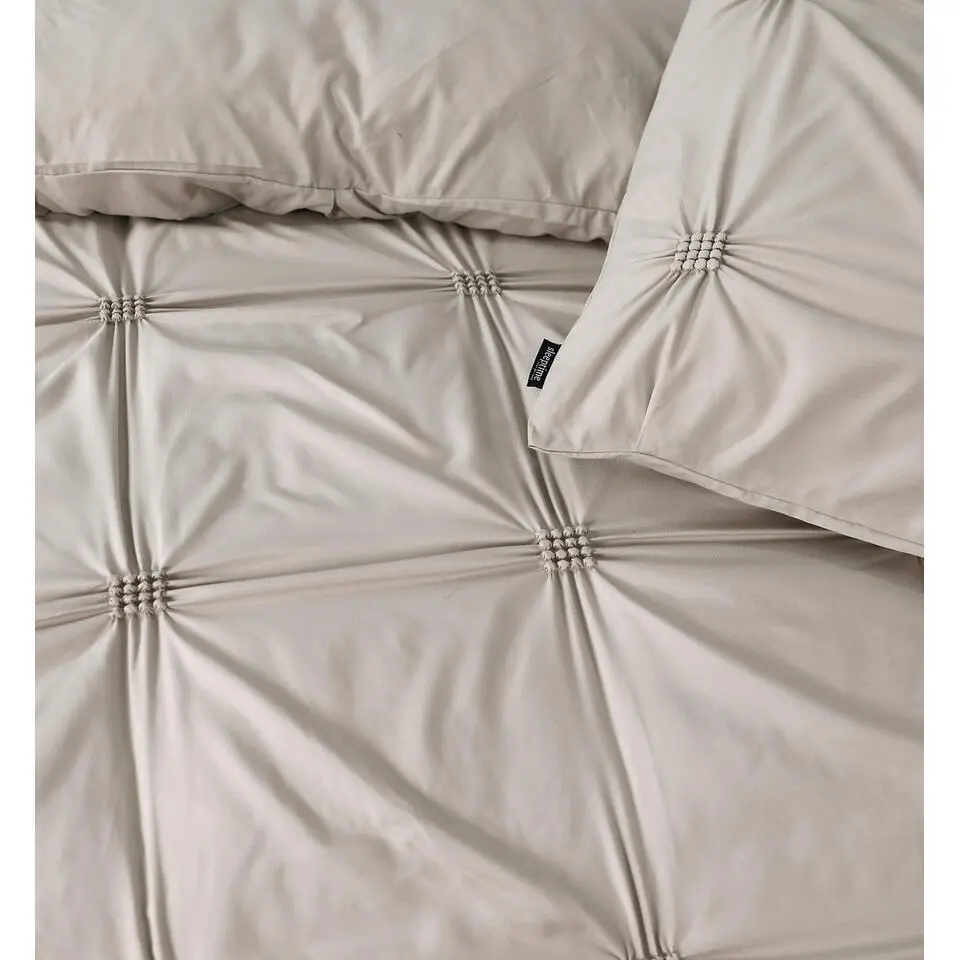 Dekbedovertrek Stijlvol 240x220 �?Elegant & Stijlvolle Look