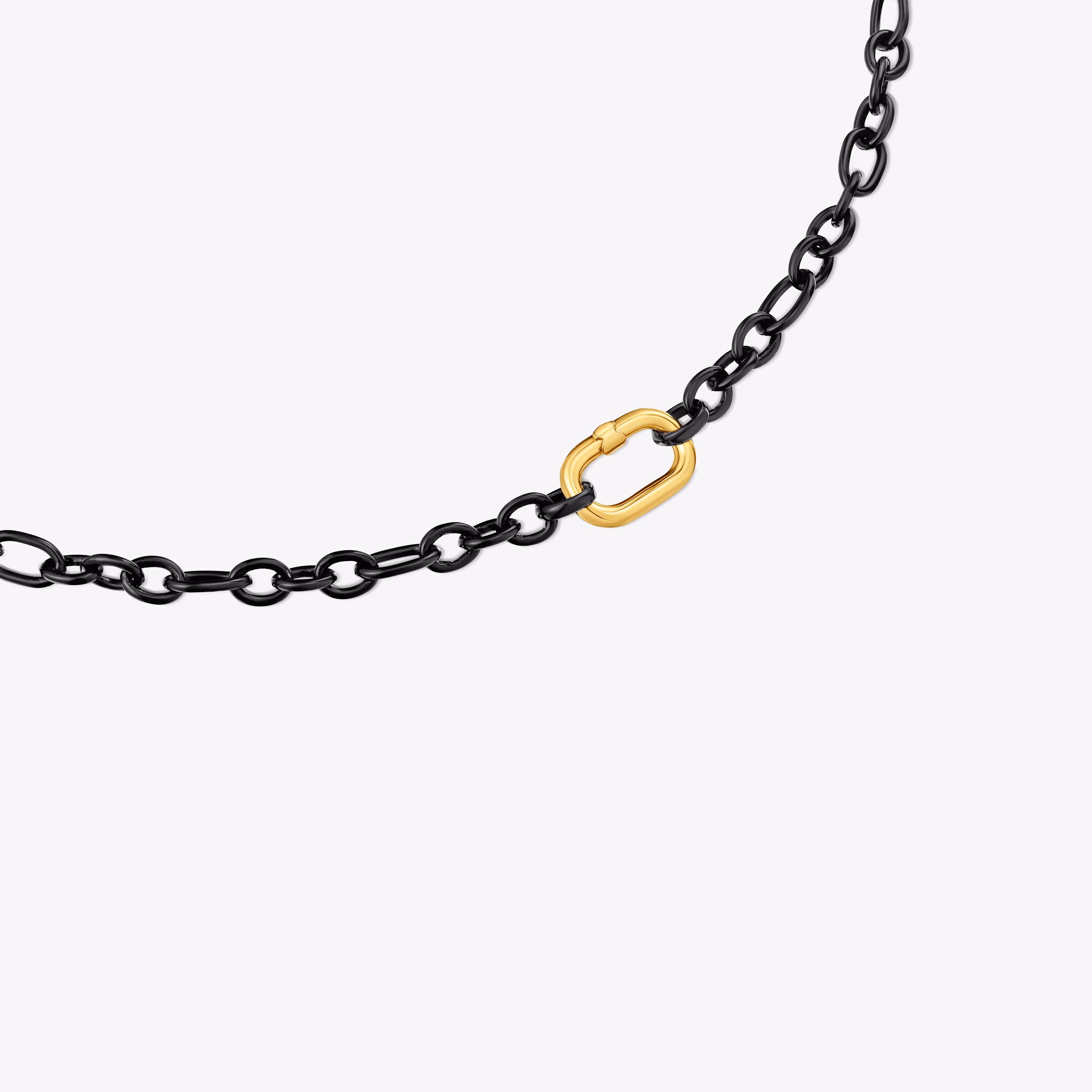 Collar corto de plata dark silver y anilla con baño de oro 18 kt sobre plata Hold Oval