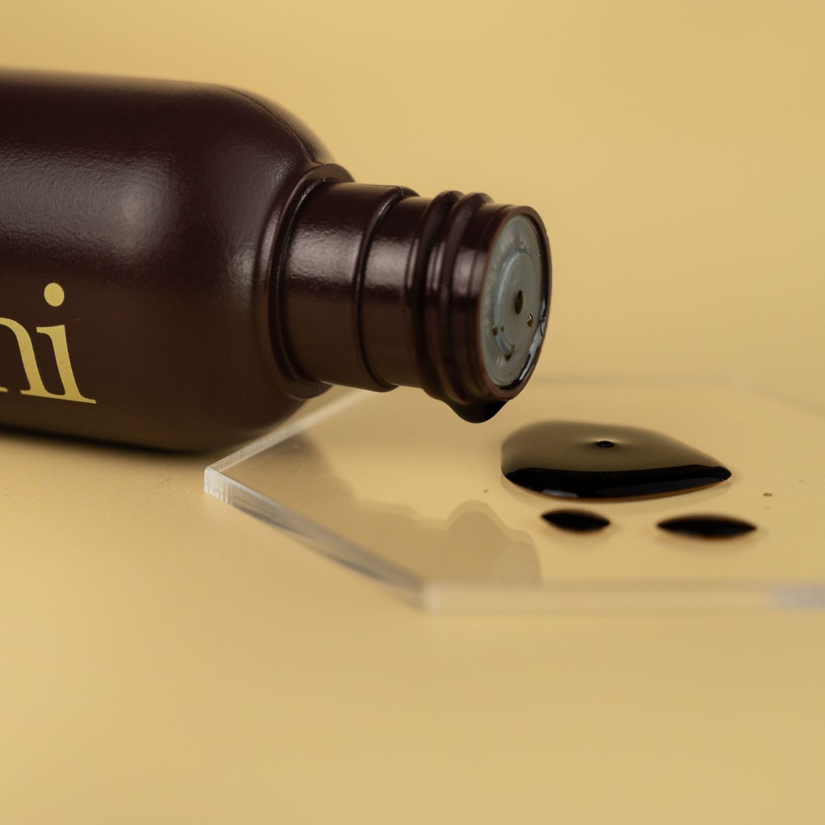 He-Shi Tan Express Tanning Liquid | Award-Winning Long Lasting Tan | Medium Colour Shade