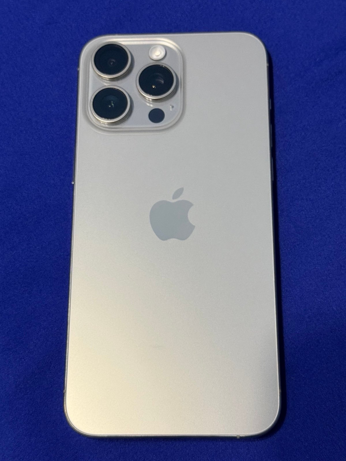 iPhone 15 Pro Max Unlocked 512 GB Natural Titanium