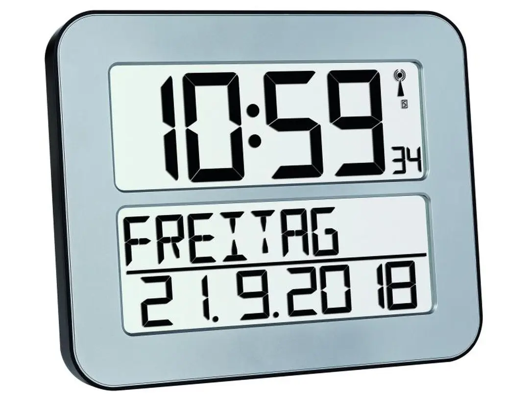 Wanduhr TFA
