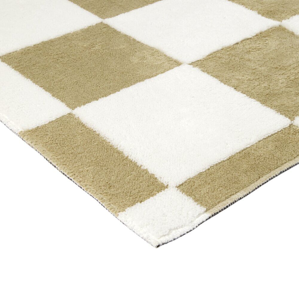 Tapis rectangulaire damier polyester 114x190cm (2 modèles beige ou rouge)