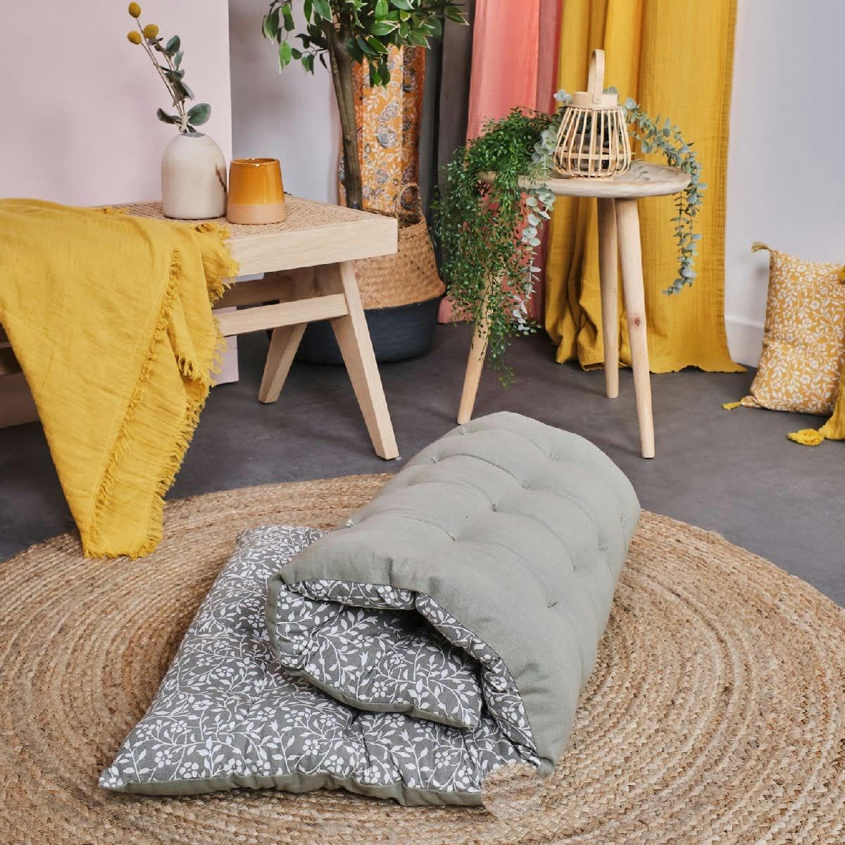 INDIAN FLOWERS - Matelas de sol bicolore floral en Gaze de coton Vert 60x120 cm