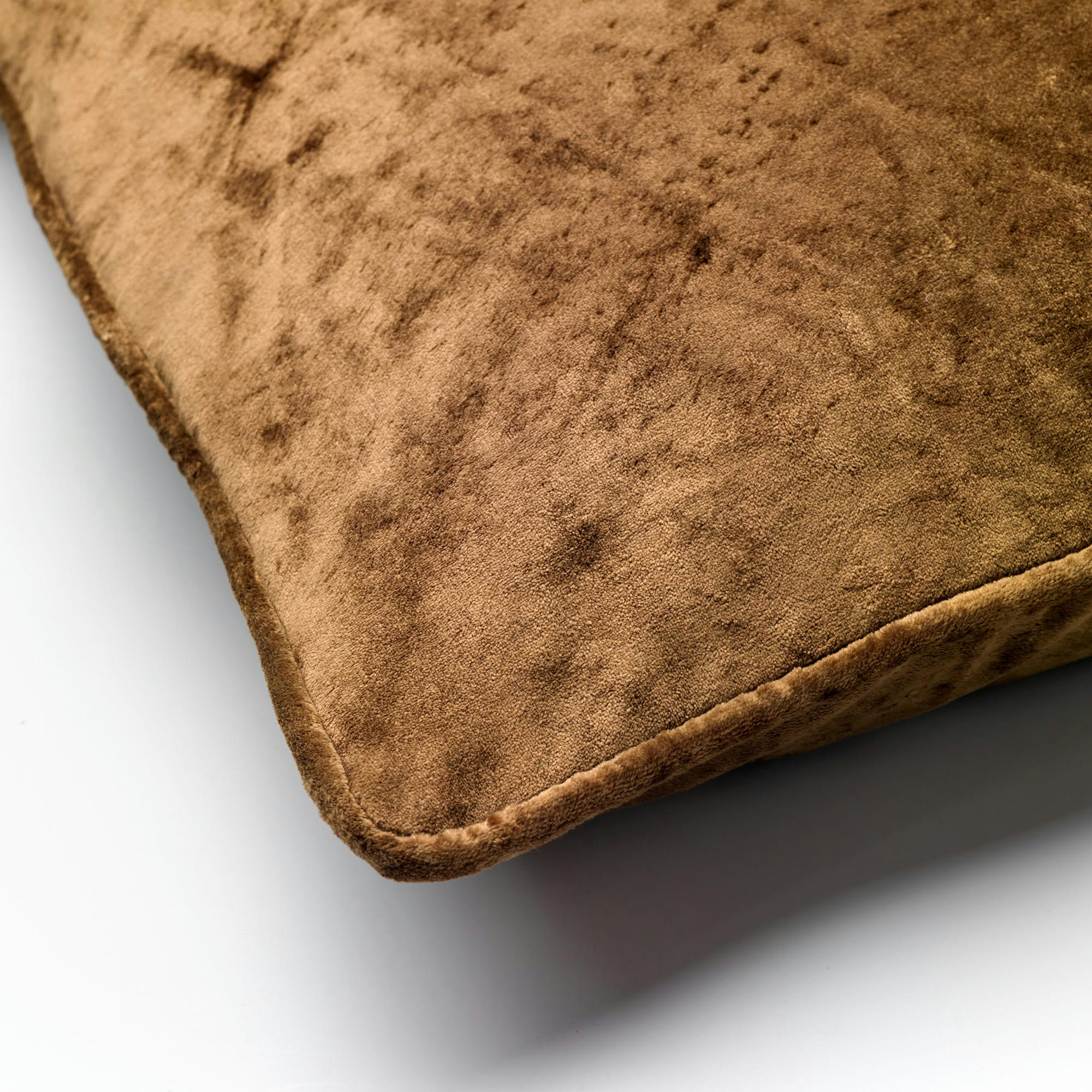 - Coussin marron en velours 50x50 cm uni