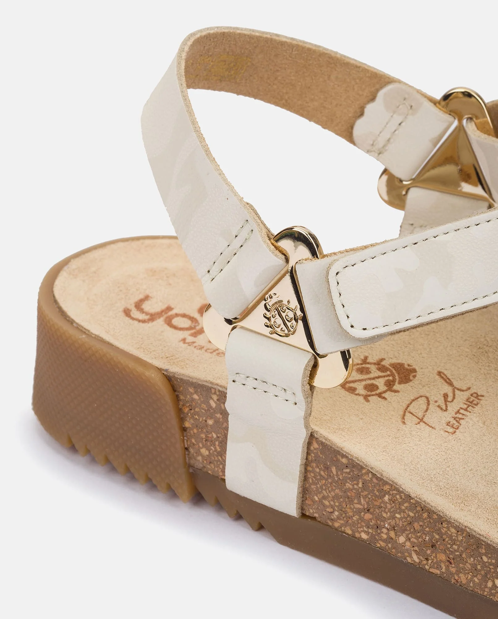 Sandalia plana Ross 002 marron