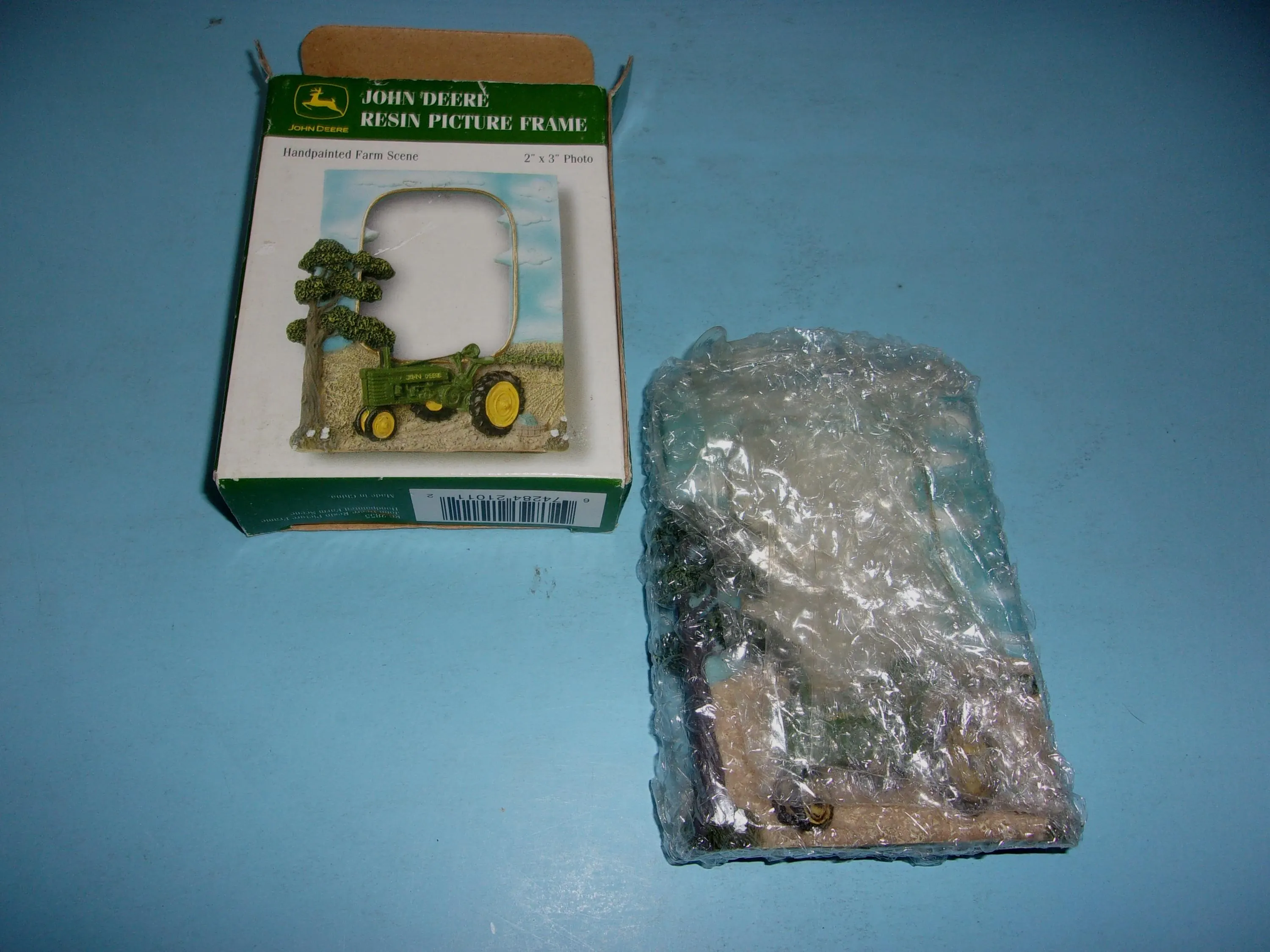 John Deere Resin Picture Frame # 2855 - 2 x 3 Photo, New in Package, Display, Farming Collectible