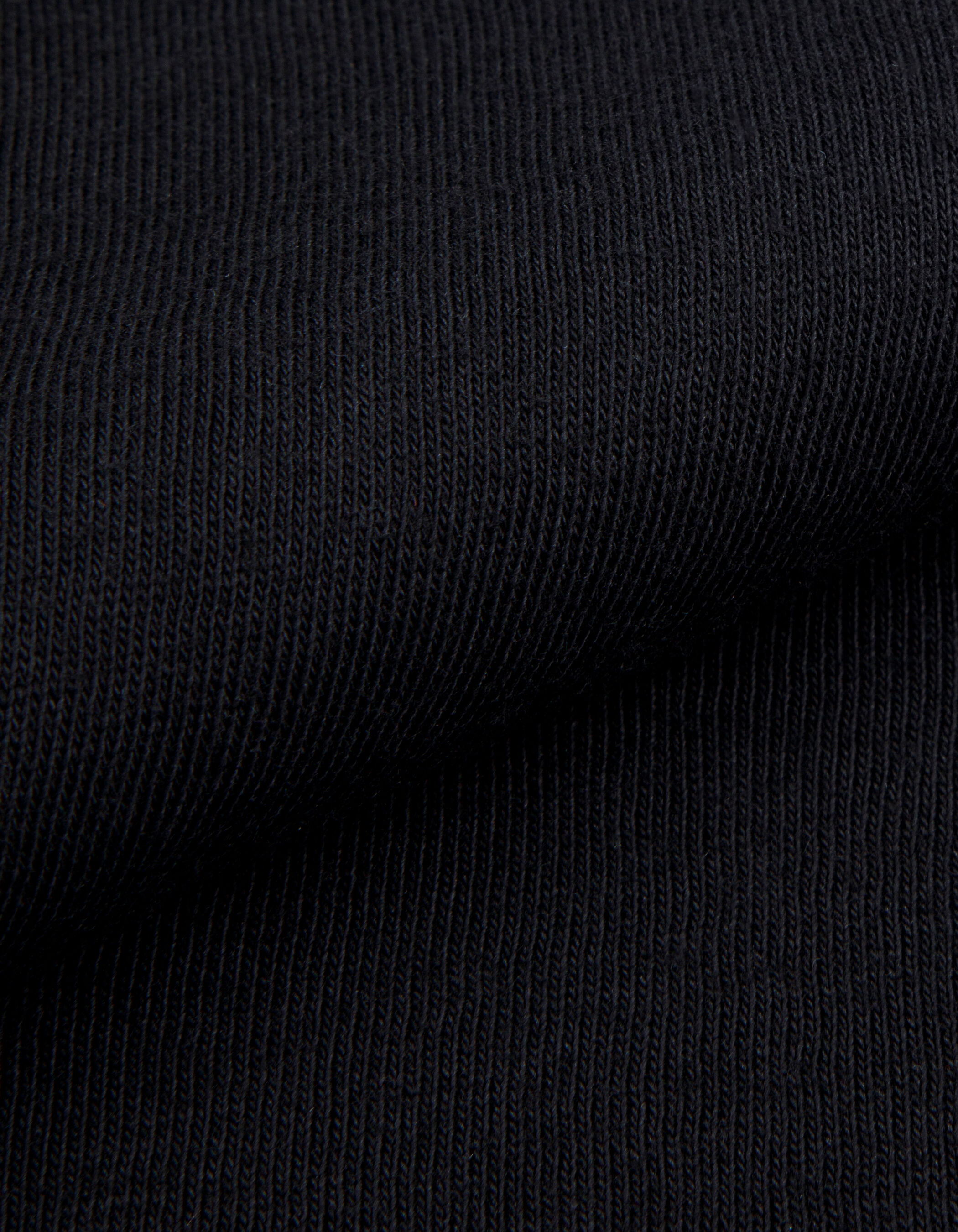 Tee-shirt col V noir décor oeillets Femme