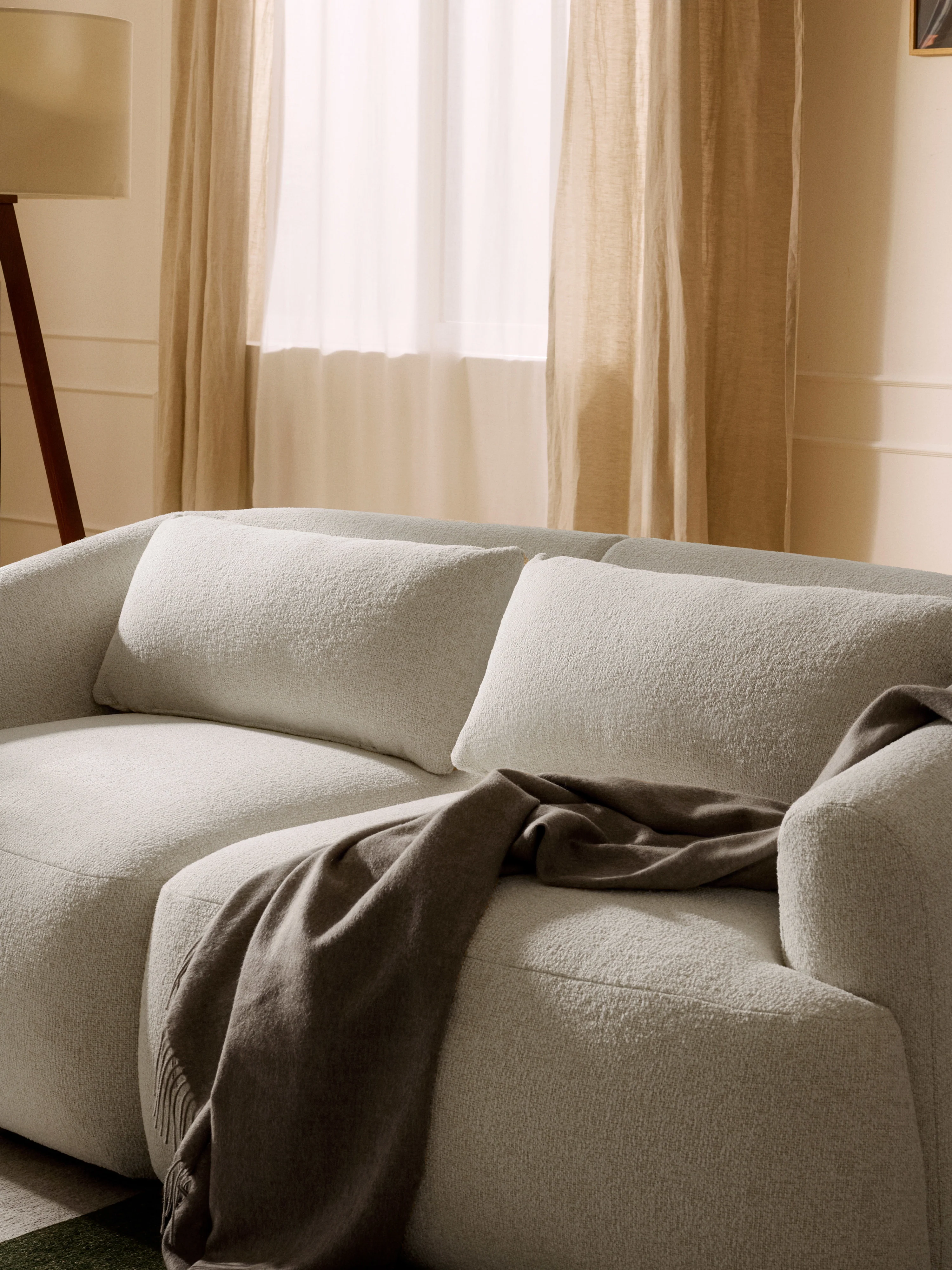 Bouclé-Sofa-Kissen Sofia
