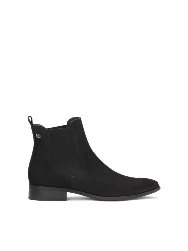 Ladies' black Chelsea boots