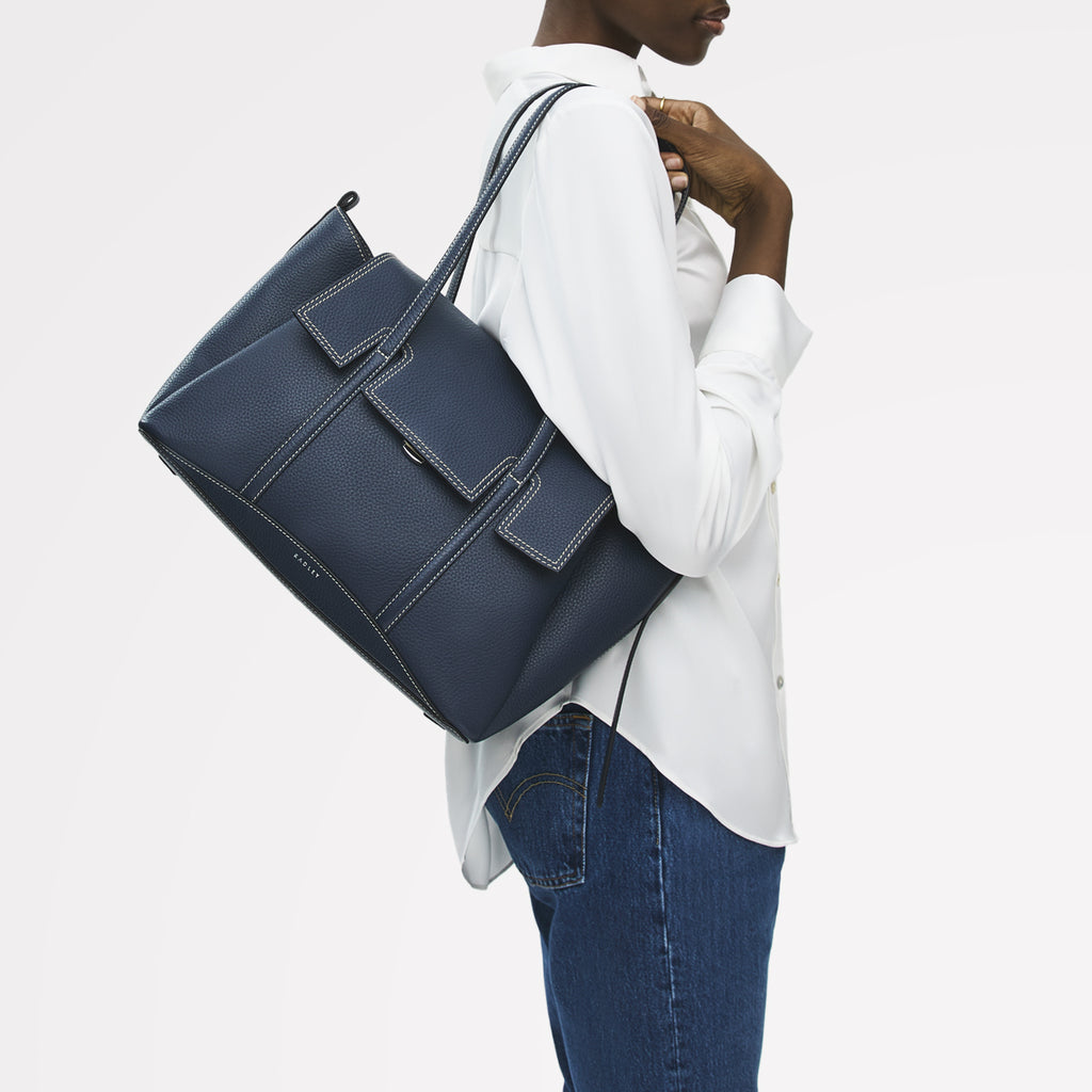 The Chancery - Medium Flapover Shoulder