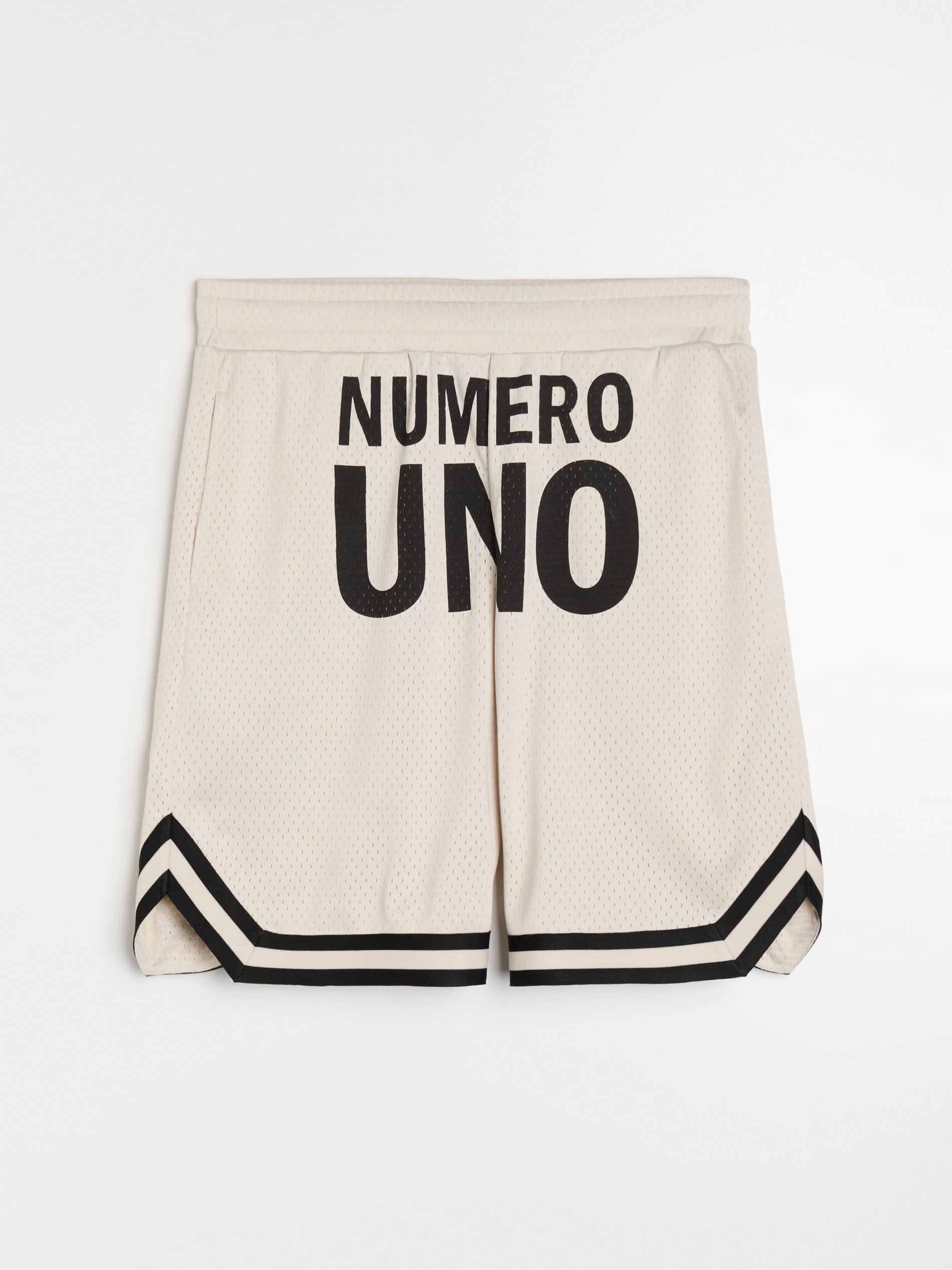 Szorty z napisem Numero Uno