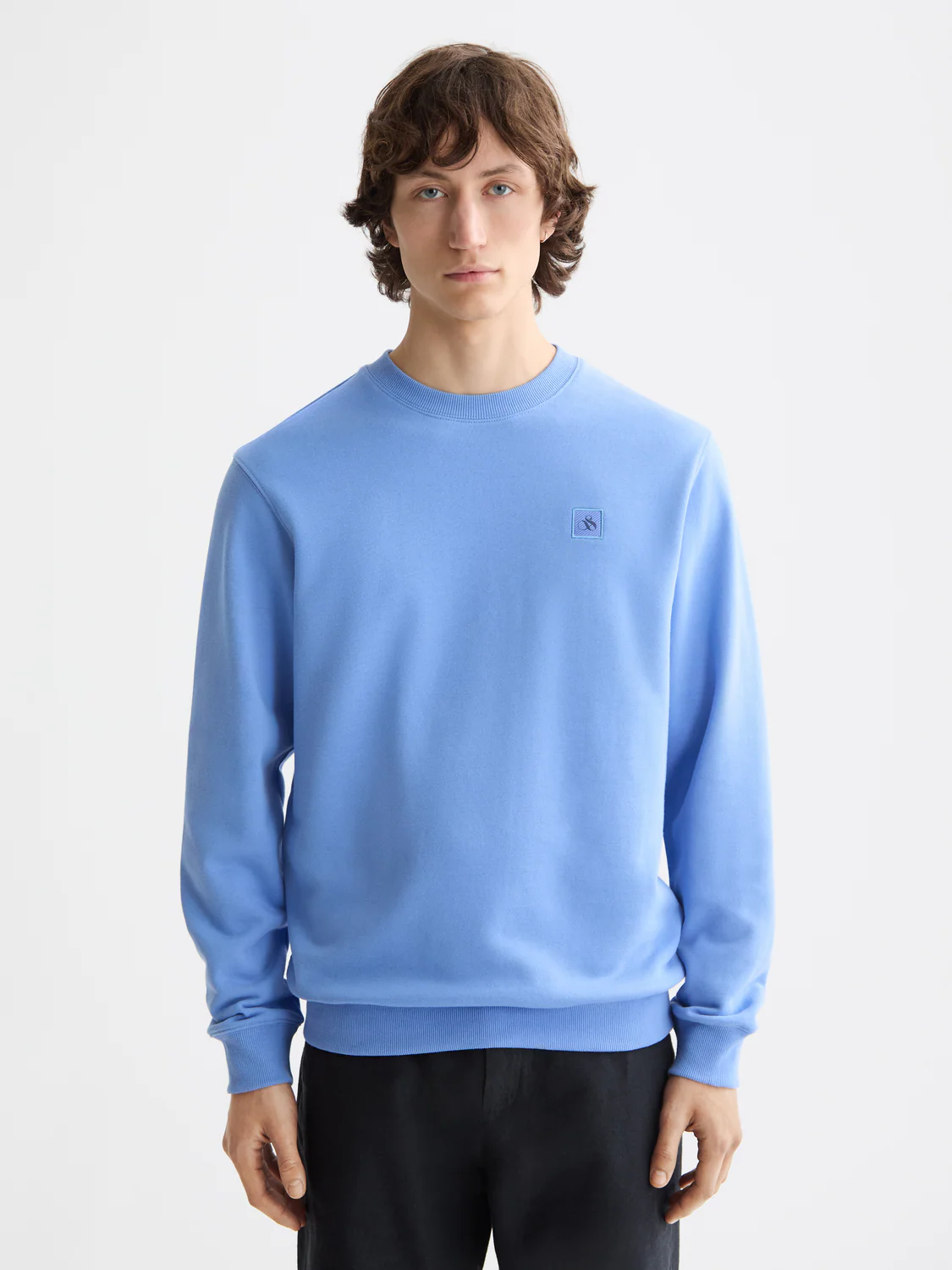 Seasonal Core - Regular-Fit Logo Sweatshirt