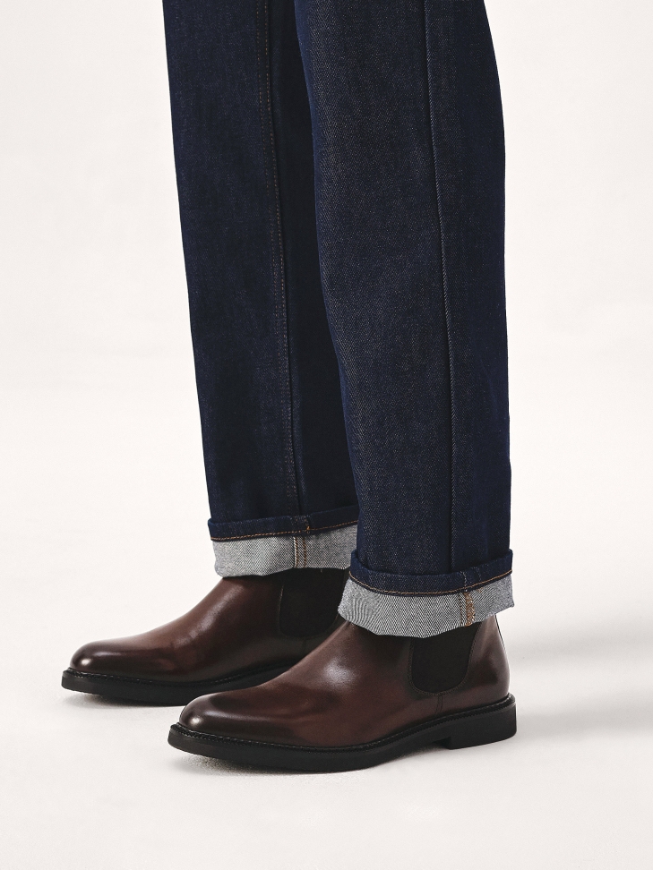 Brown men's Chelsea boots