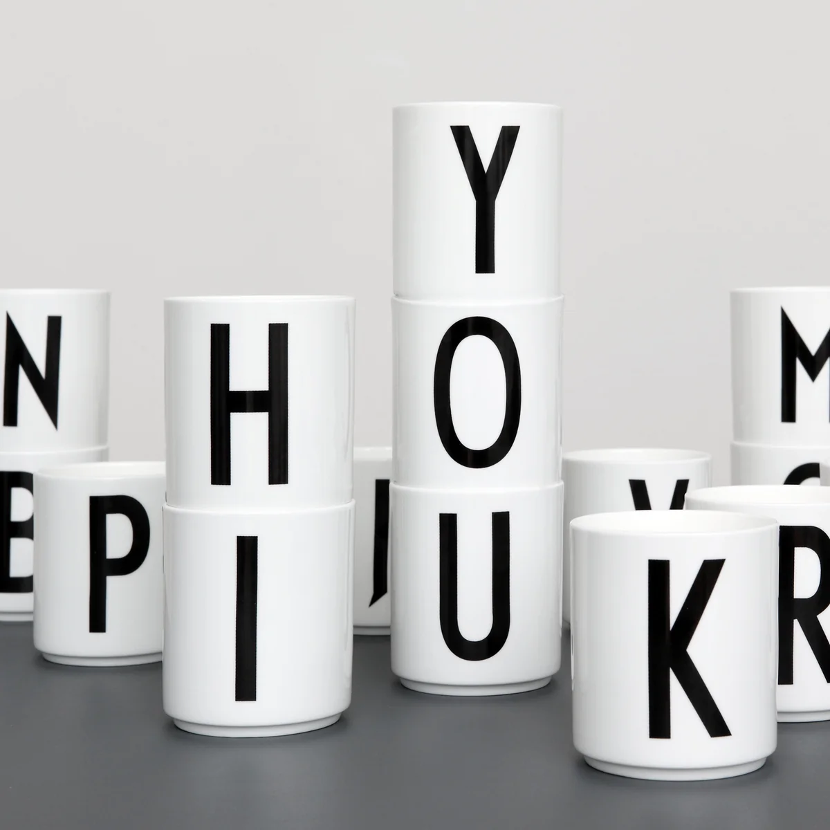 Design Letters - AJ Porzellan Becher