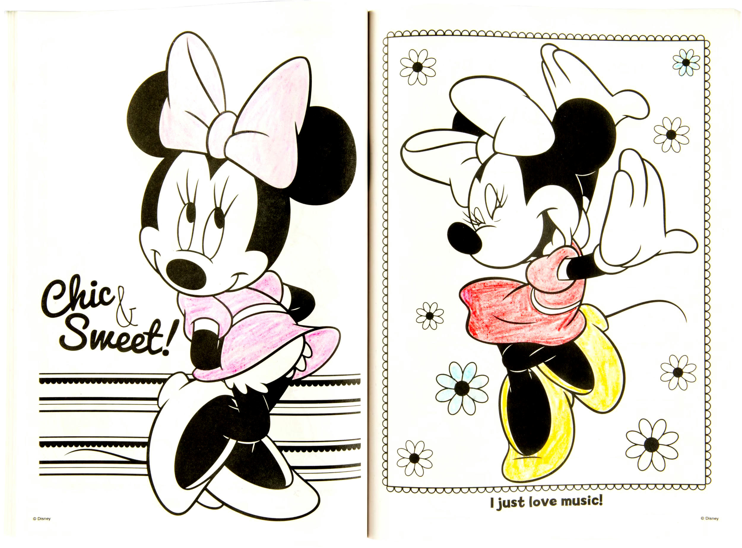 Minnie Mouse Colouring Activity Book