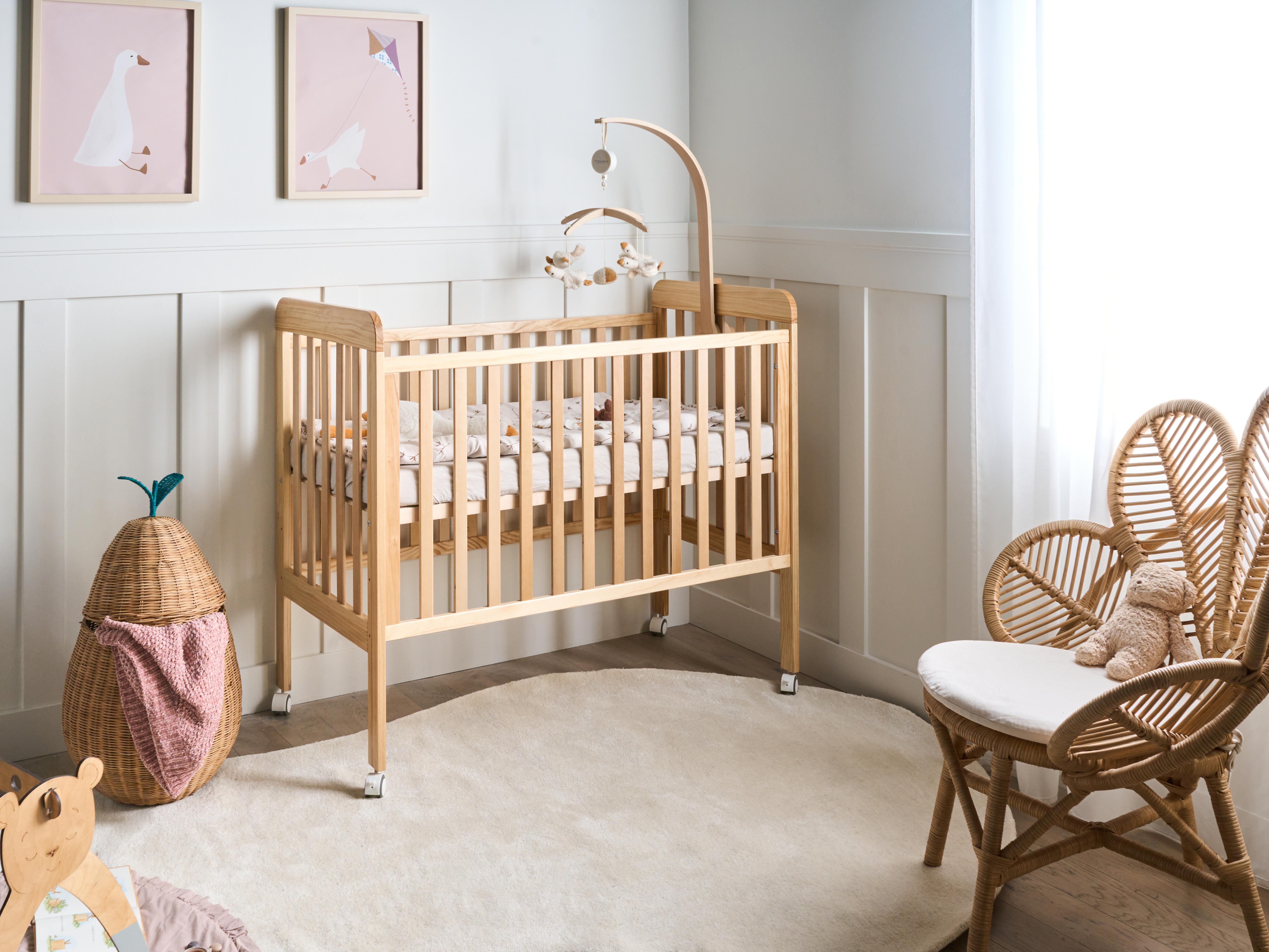 Baby Cot Bed Pine Wood BODMIN 60 x 120 cm with Wheels Light Brown