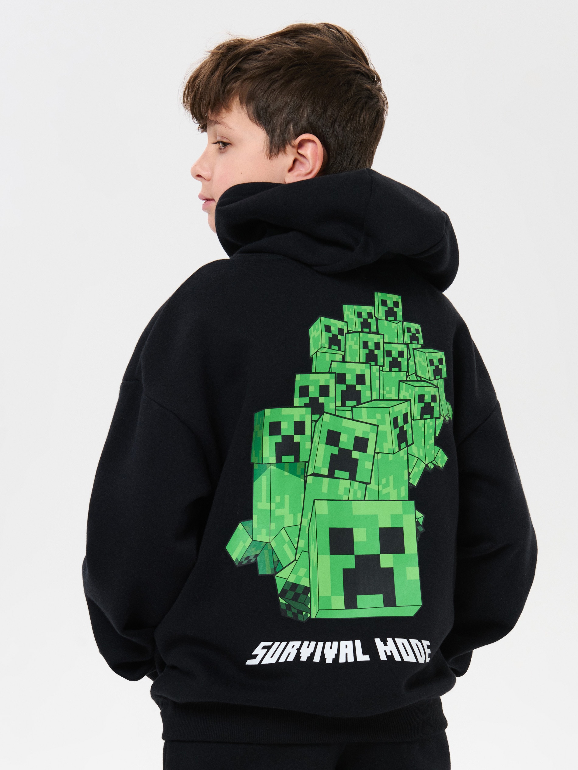 Rozpinana bluza z kapturem z nadrukiem ma plecach Minecraft