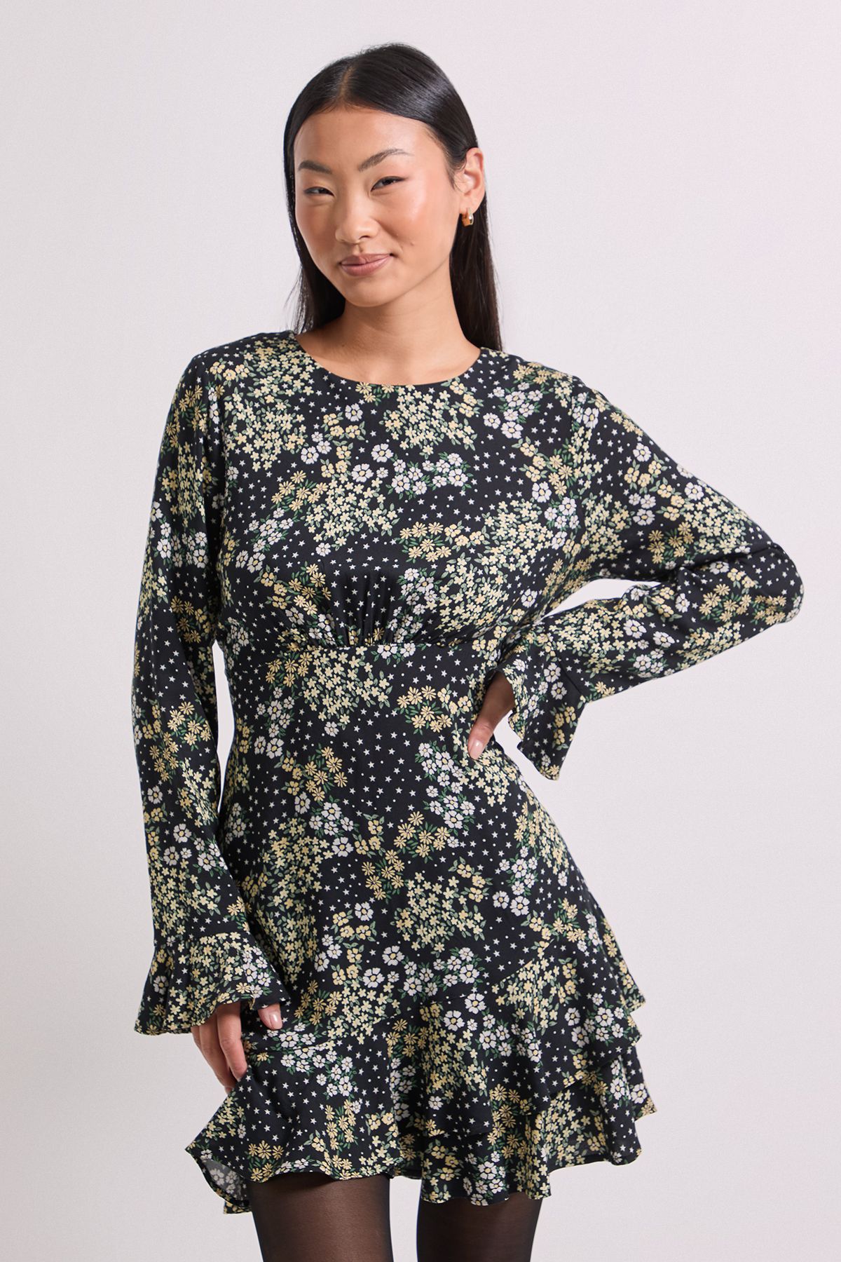 Dorothy Perkins Petite Black Floral Sleeve Frill Detail Printed Mini Dress