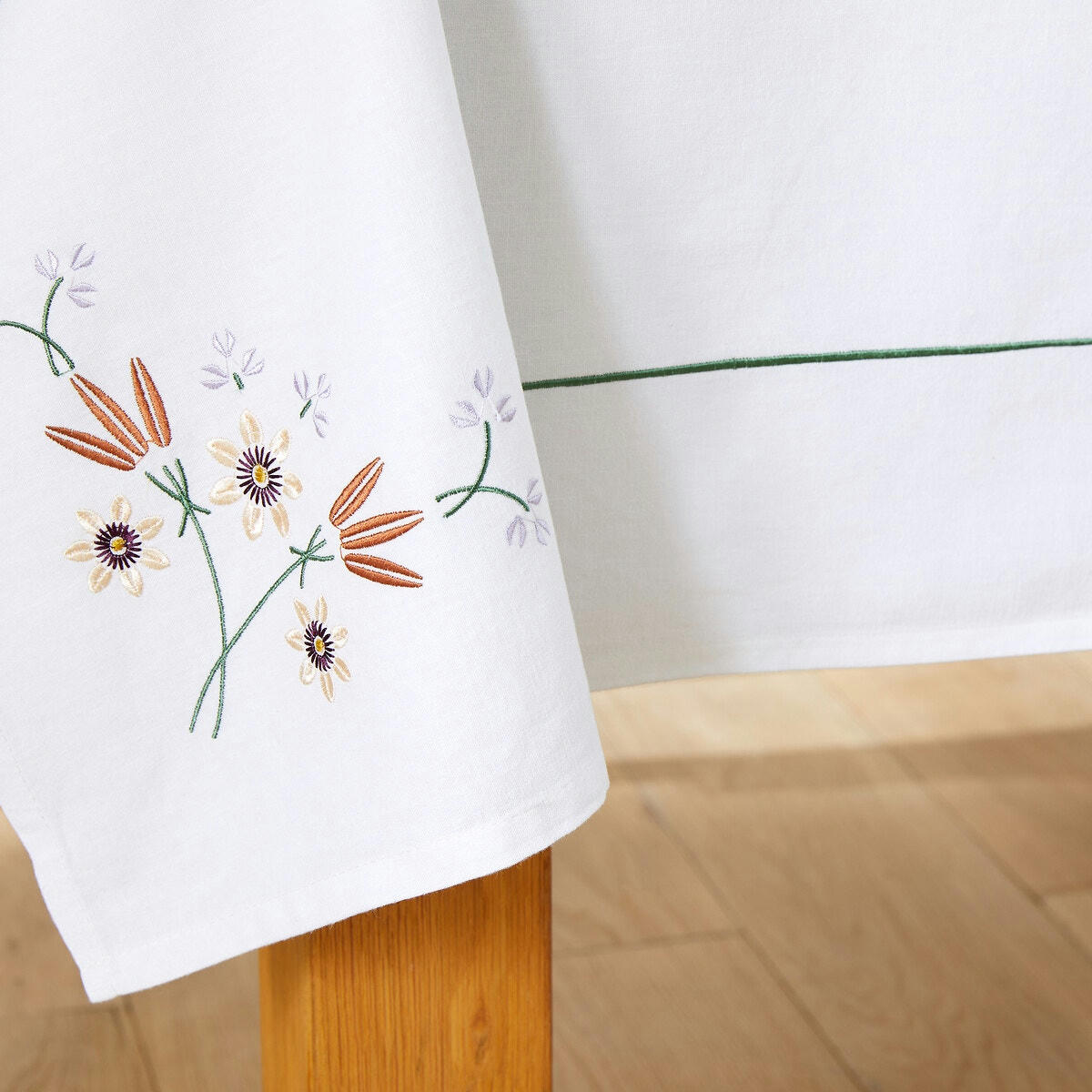Nappe brodée coton/lin, Martha