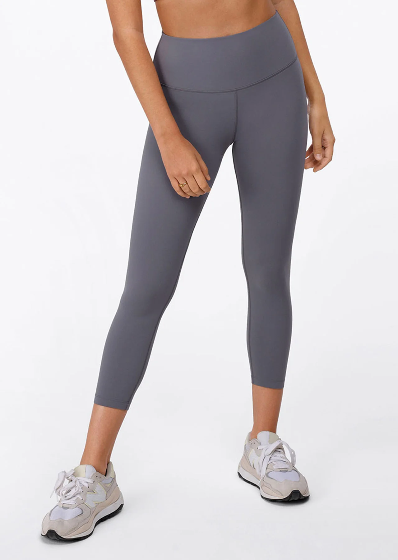 Hi-Fold Lotus Ankle Biter Leggings