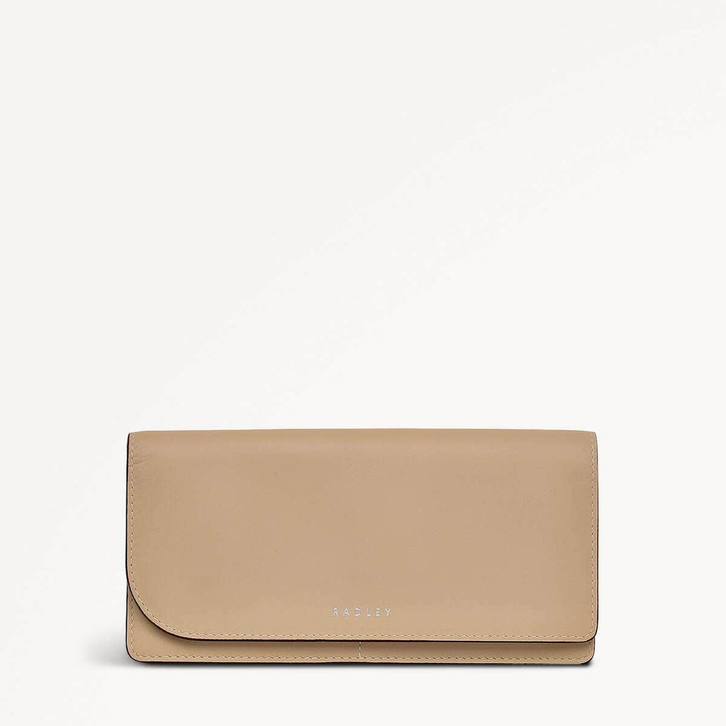 Pockets Large Zip Around Wallet - RSD14305