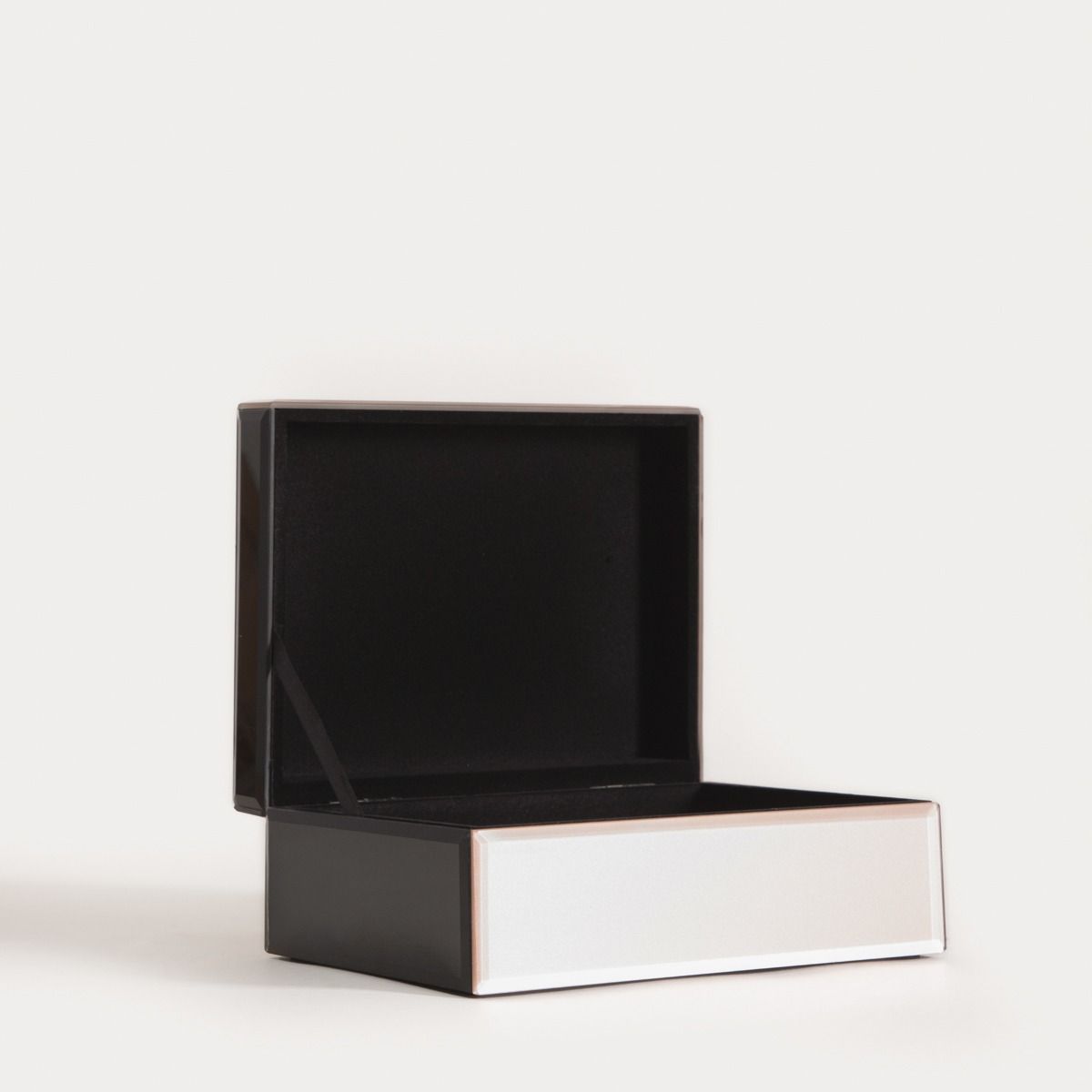 Szkatułka na biżuterię AMOSA w lustrzane trójkąty 19x15x8 cm