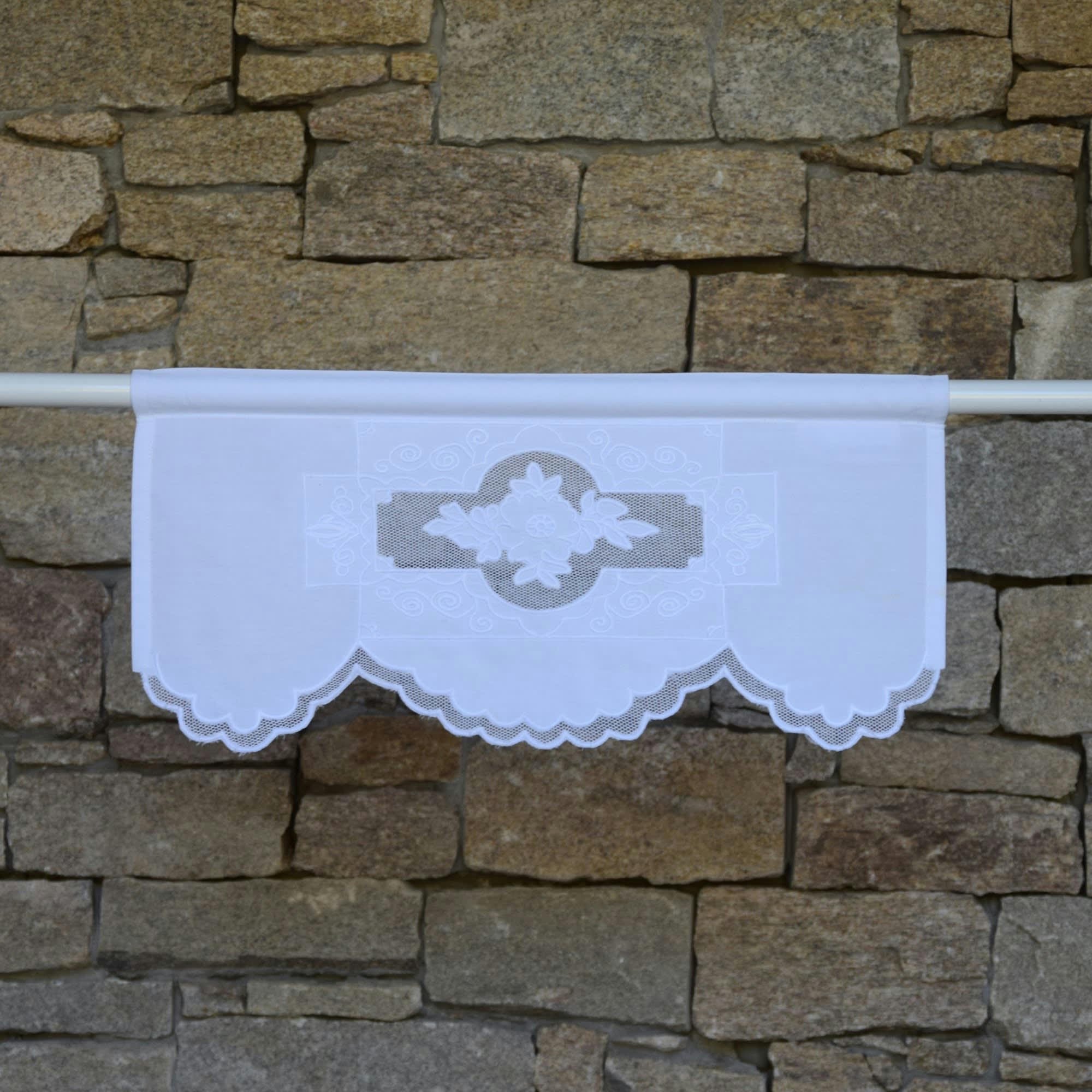 GRIMAUD - Cantonnière avec broderie sur filet 60X27 CM