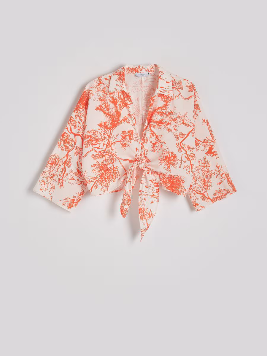 Cropped Kimono Shirt With Tie Detail