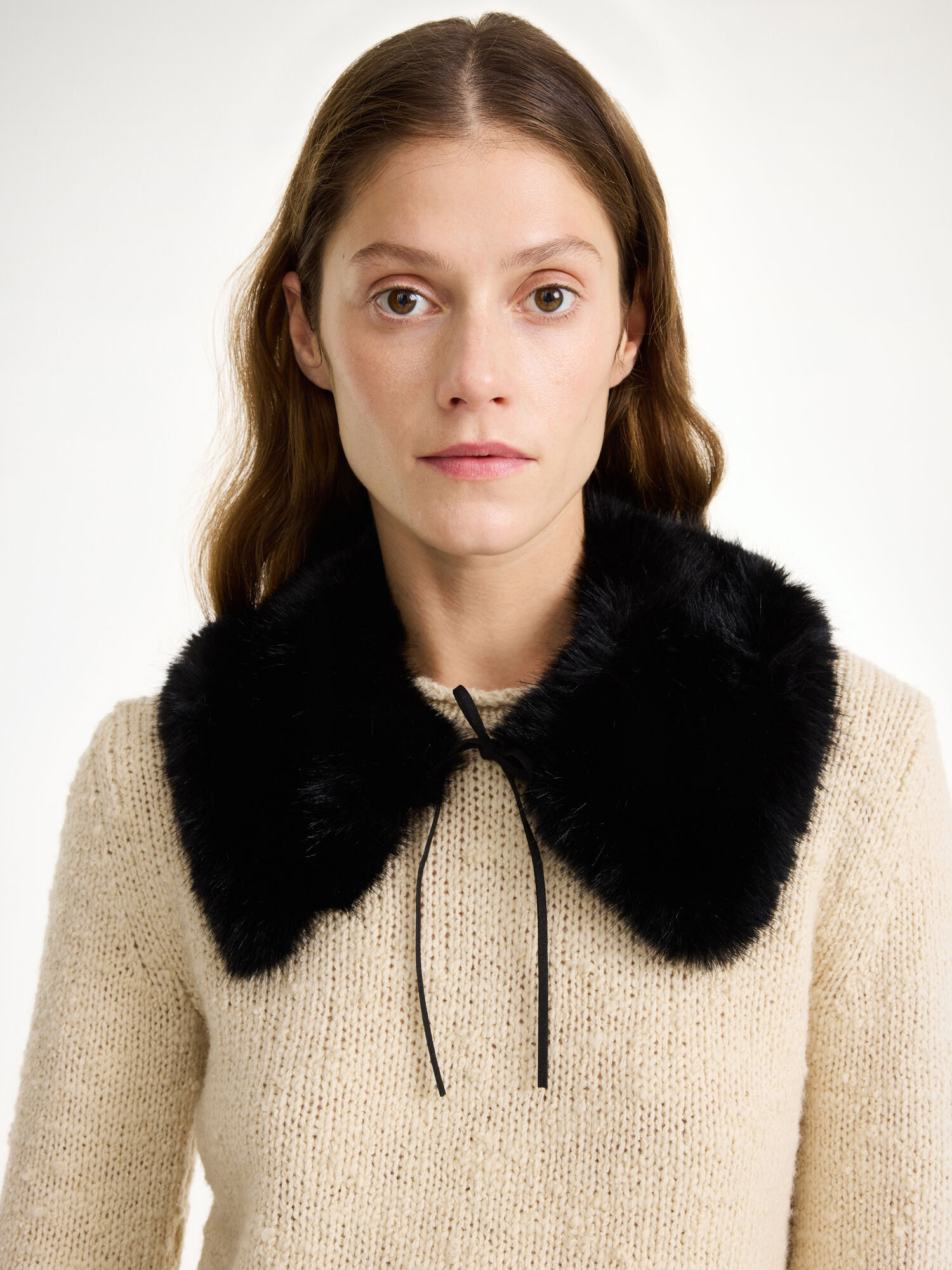 Cowie faux fur krave